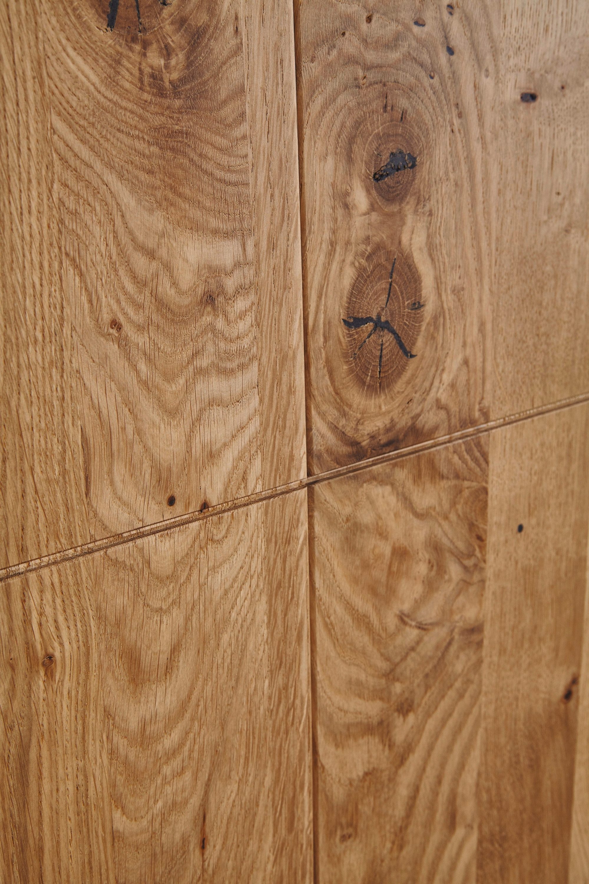 rauch Schuifdeurkast Kledingkast kast garderobe slaapkamerkast SCALE-WOOD edel gesplitste front in massief takken eiken met glazen deuren made in germany