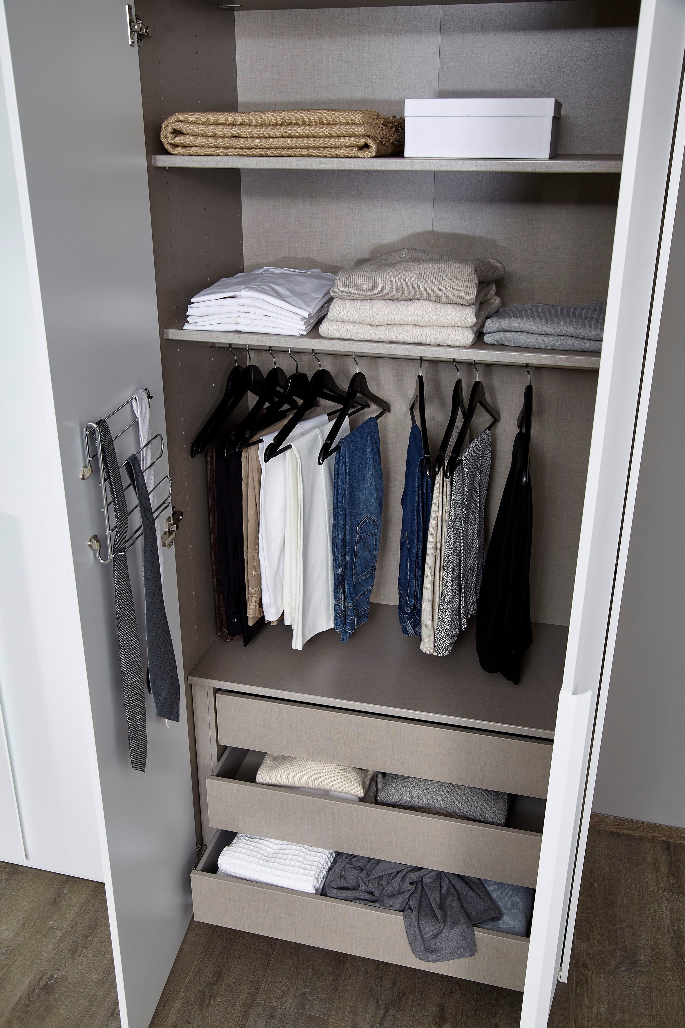 rauch Draaideurkast Kledingkast kast garderobe linnenkast PURISMA in eenvoudige