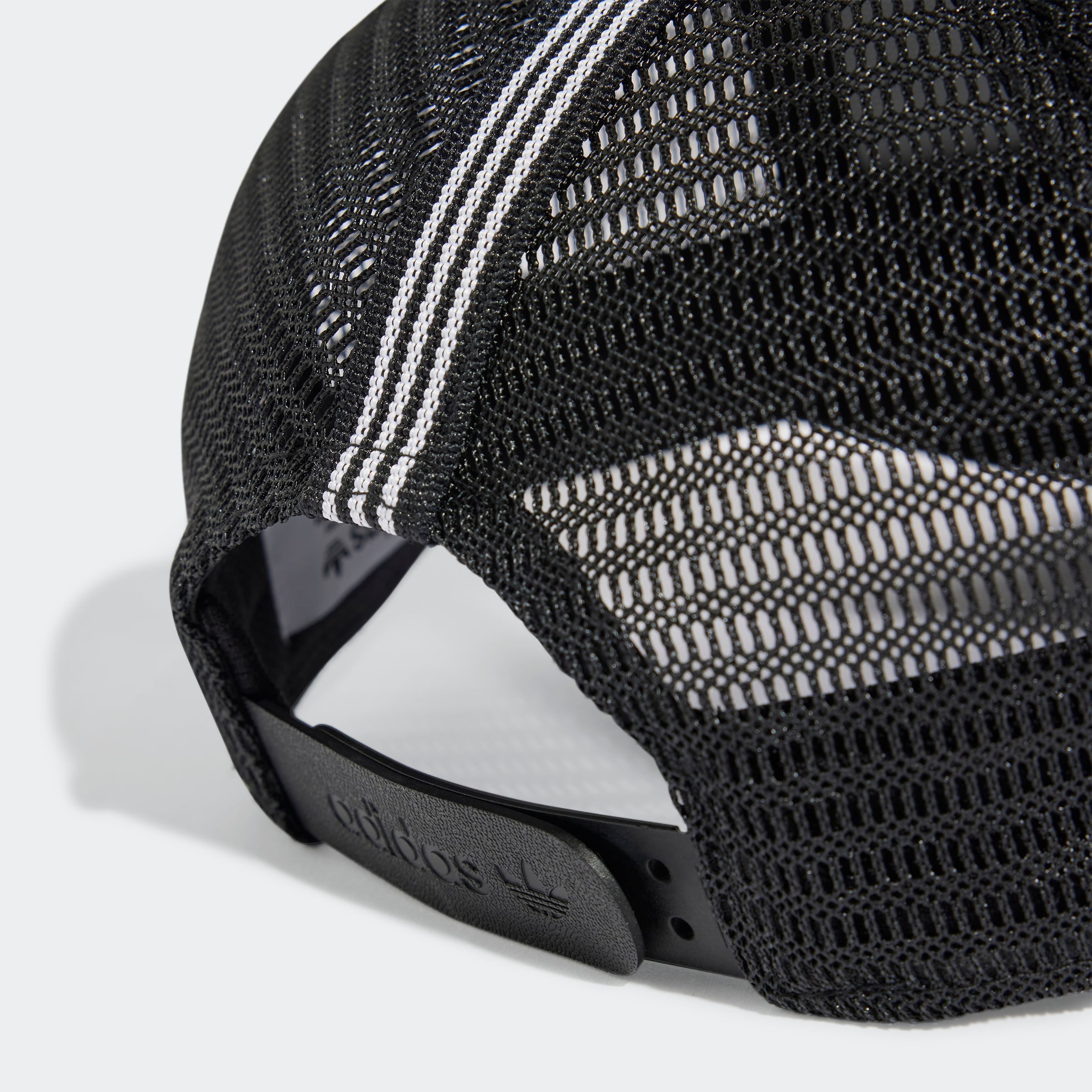 adidas Originals Baseball pet CURVED TRUCKER