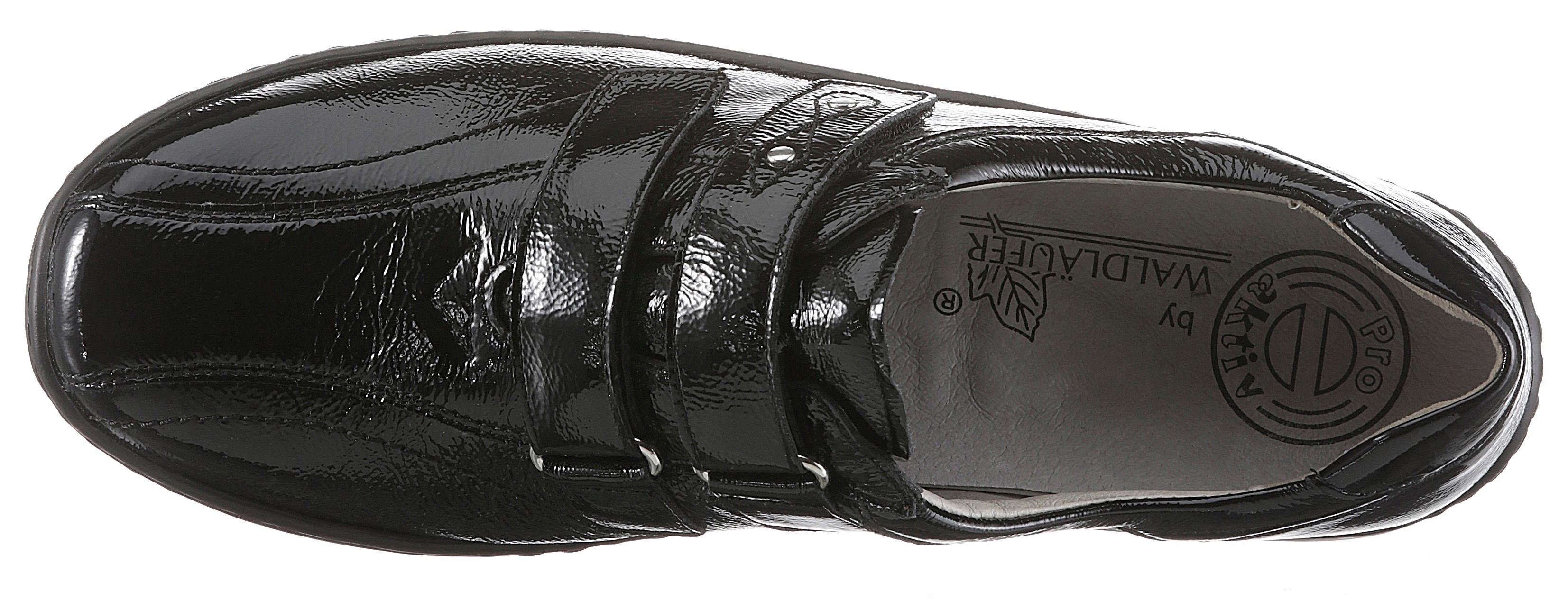 Waldläufer Klittenbandschoenen Henni Comfortabele schoen, slipper in glanzlook en comfortabele schoenwijdte H
