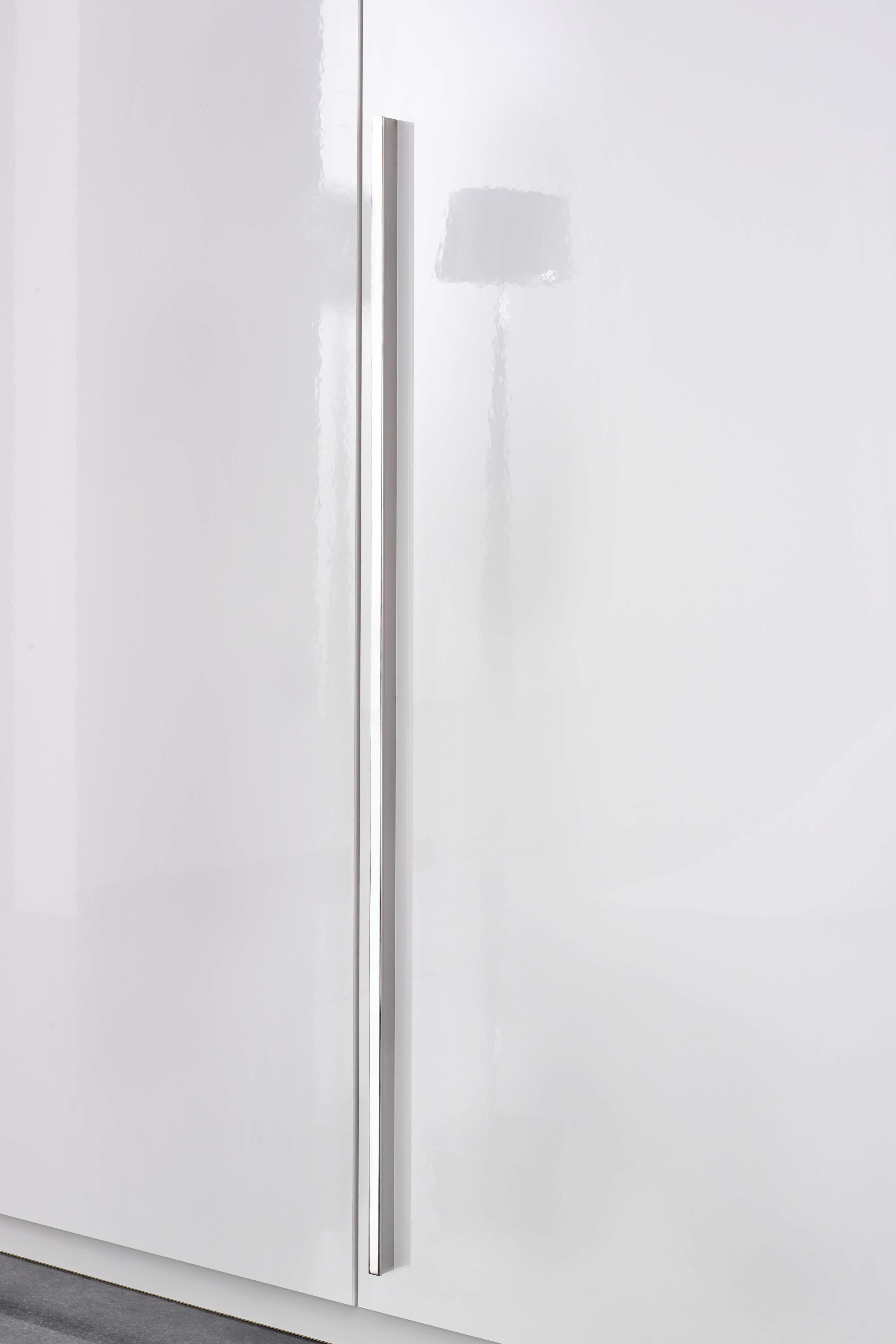 rauch Draaideurkast Kledingkast kast garderobe linnenkast BESTSELLER MONTCLAR met uitgebreide binneninrichting en hoogglans front made in germany