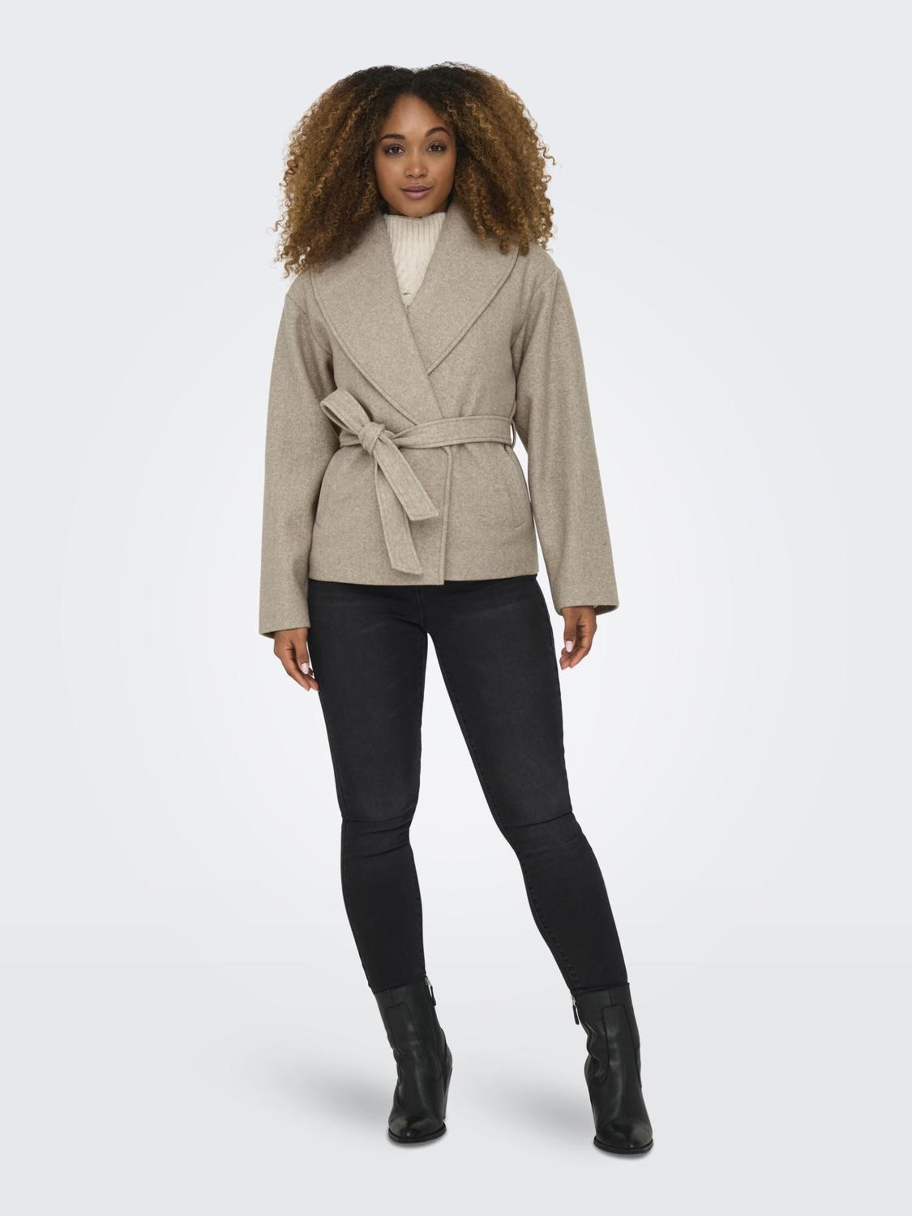 Only Korte jas ONLAUGUSTA LIFE SHORT COAT OTW