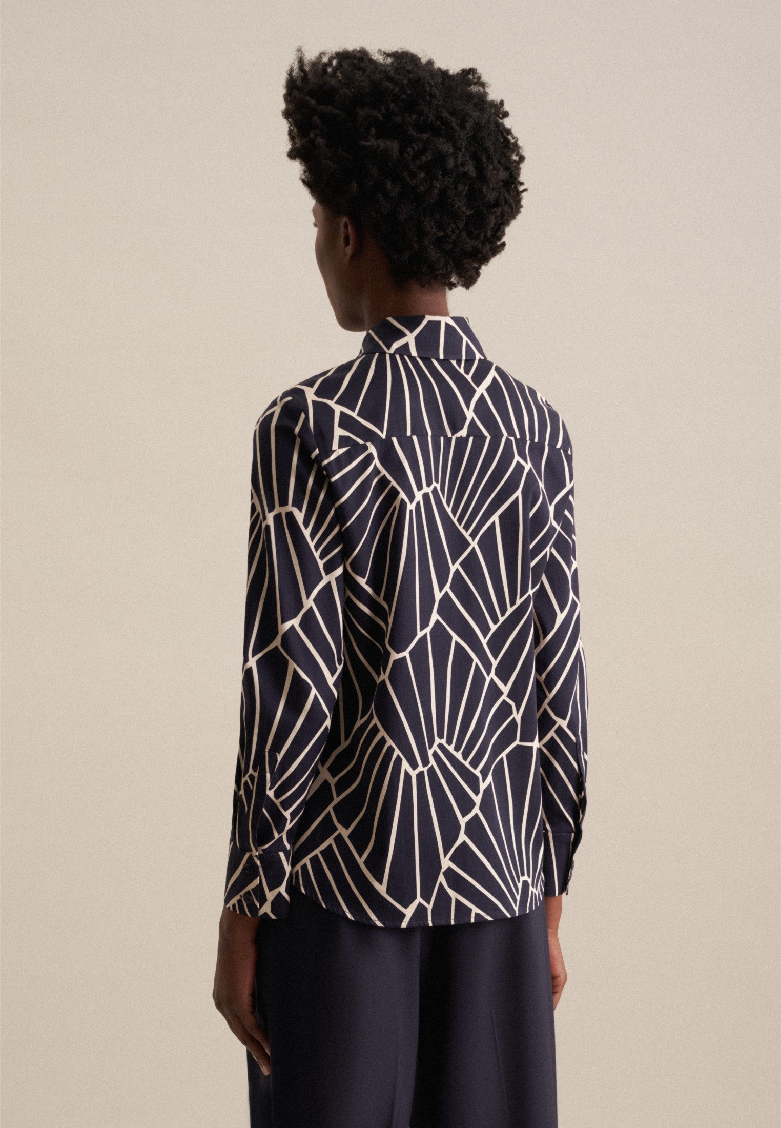 seidensticker Overhemdblouse Zwarte roos Lange mouwen kraag print
