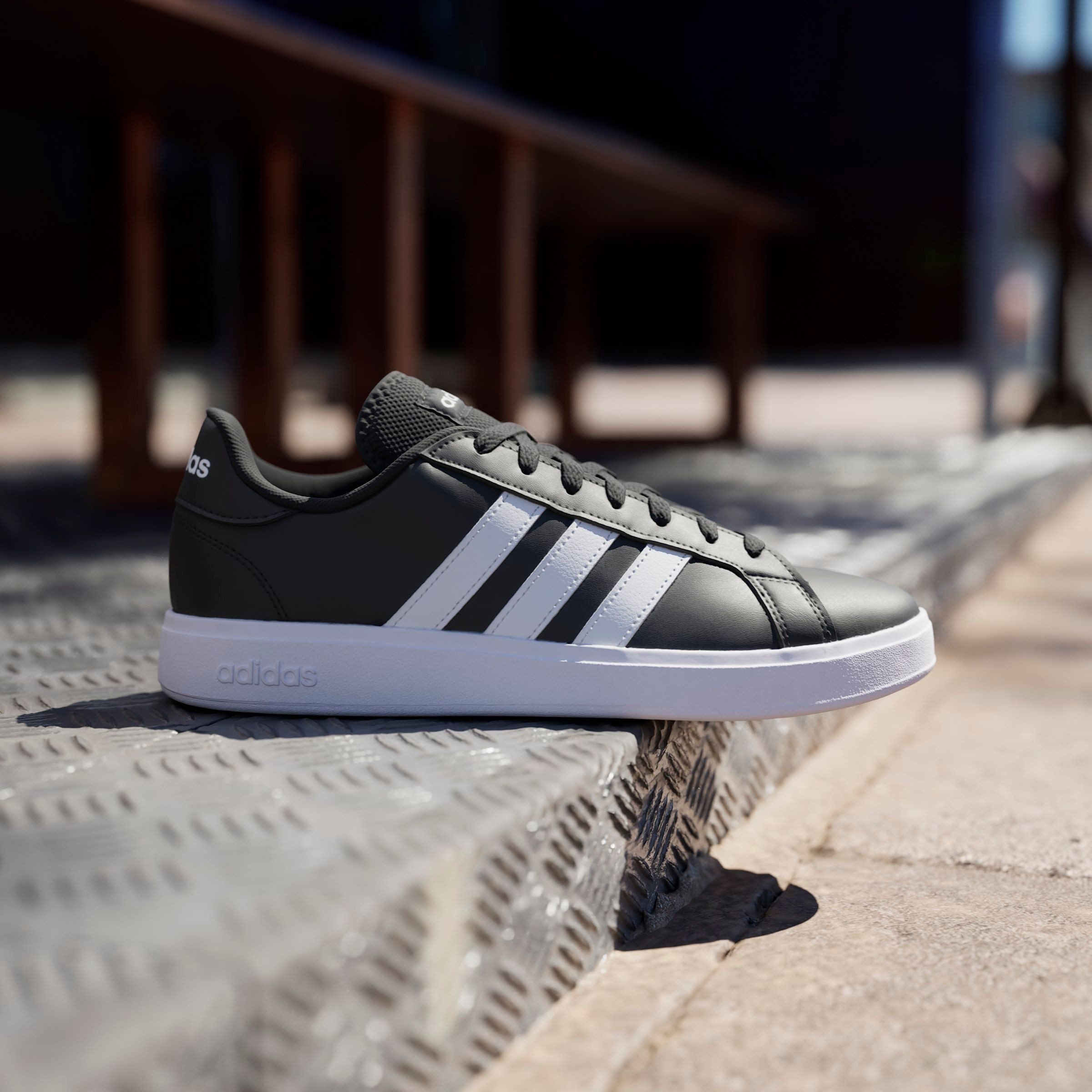 adidas Sportswear Sneakers GRAND COURT TD LIFESTYLE COURT CASUAL Design geïnspireerd op de adidas Superstar