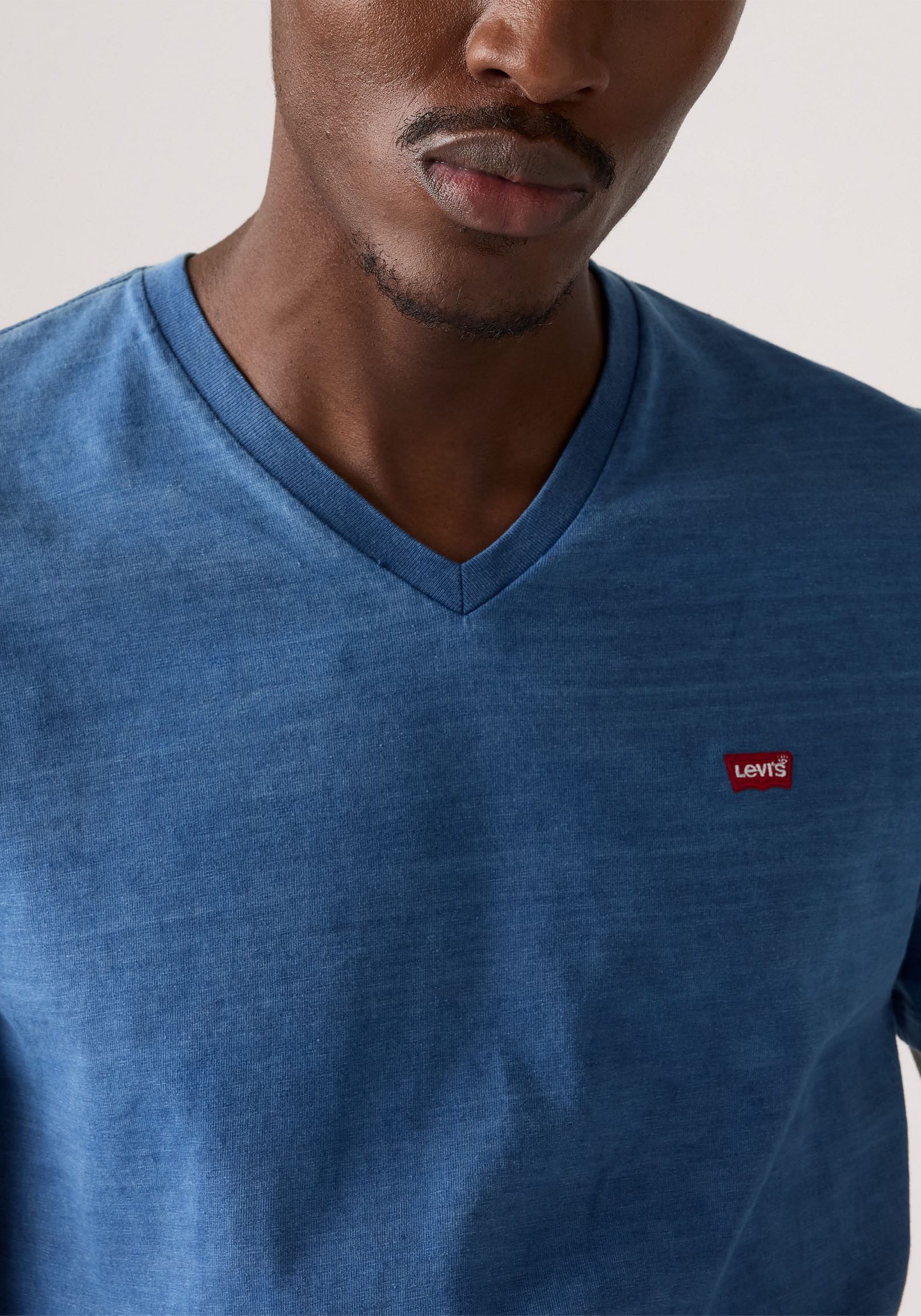 Levi's® Shirt met V-hals LE ORIGINAL HM VNECK
