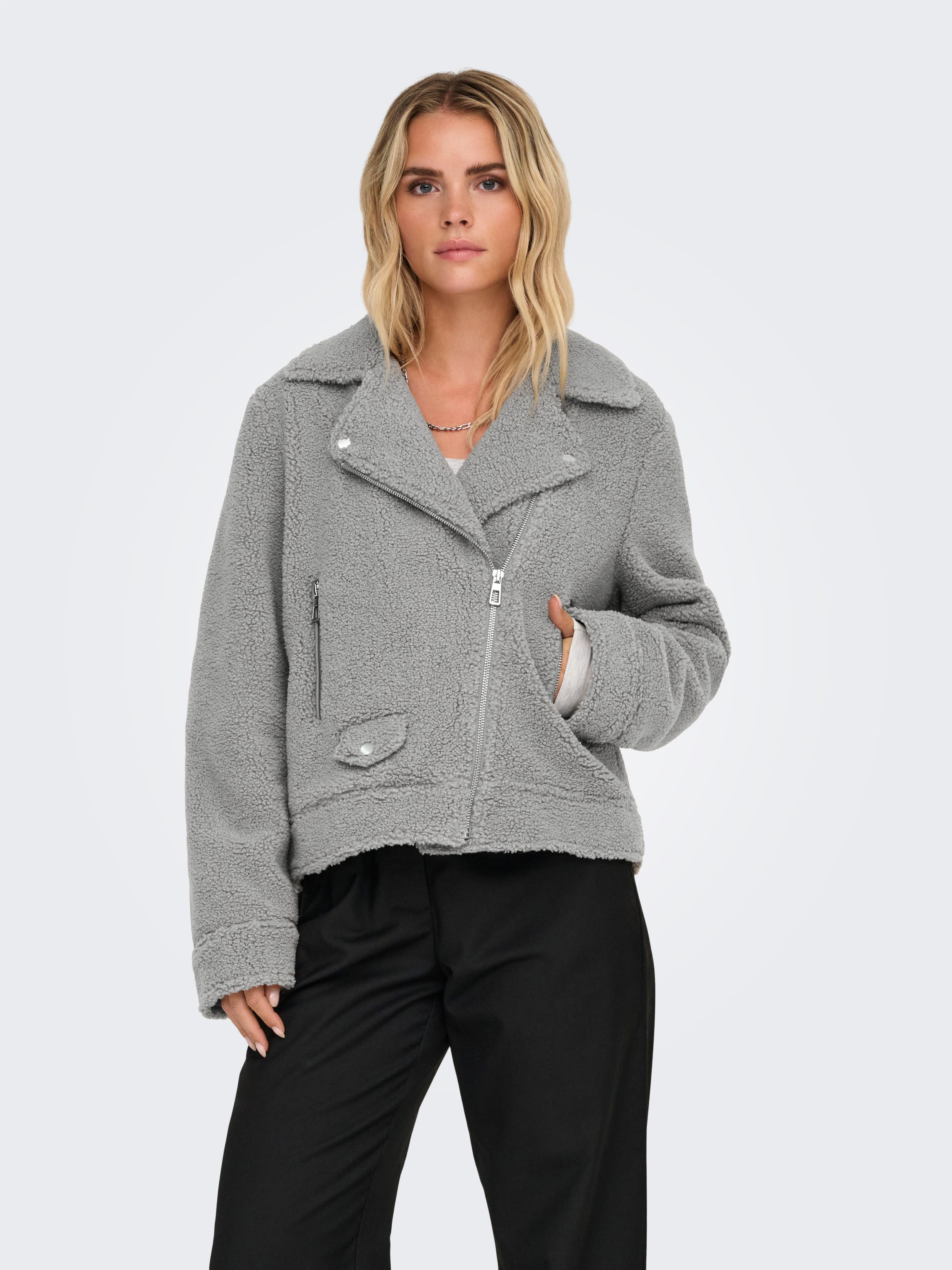 Only Bikerjack ONLRIO TEDDY BIKER JACKET CC OTW in bikerstijl van knuffelzachte teddypluche
