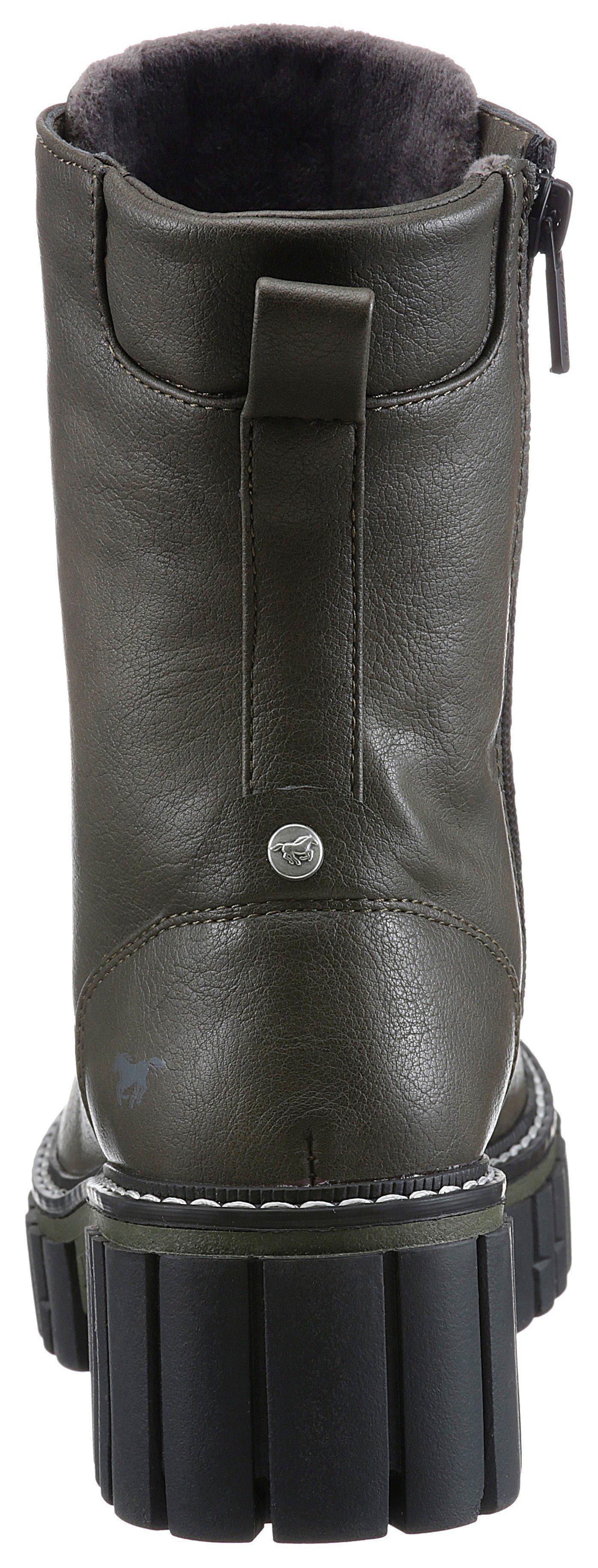 Mustang Shoes Hoge veterschoenen met profielzool