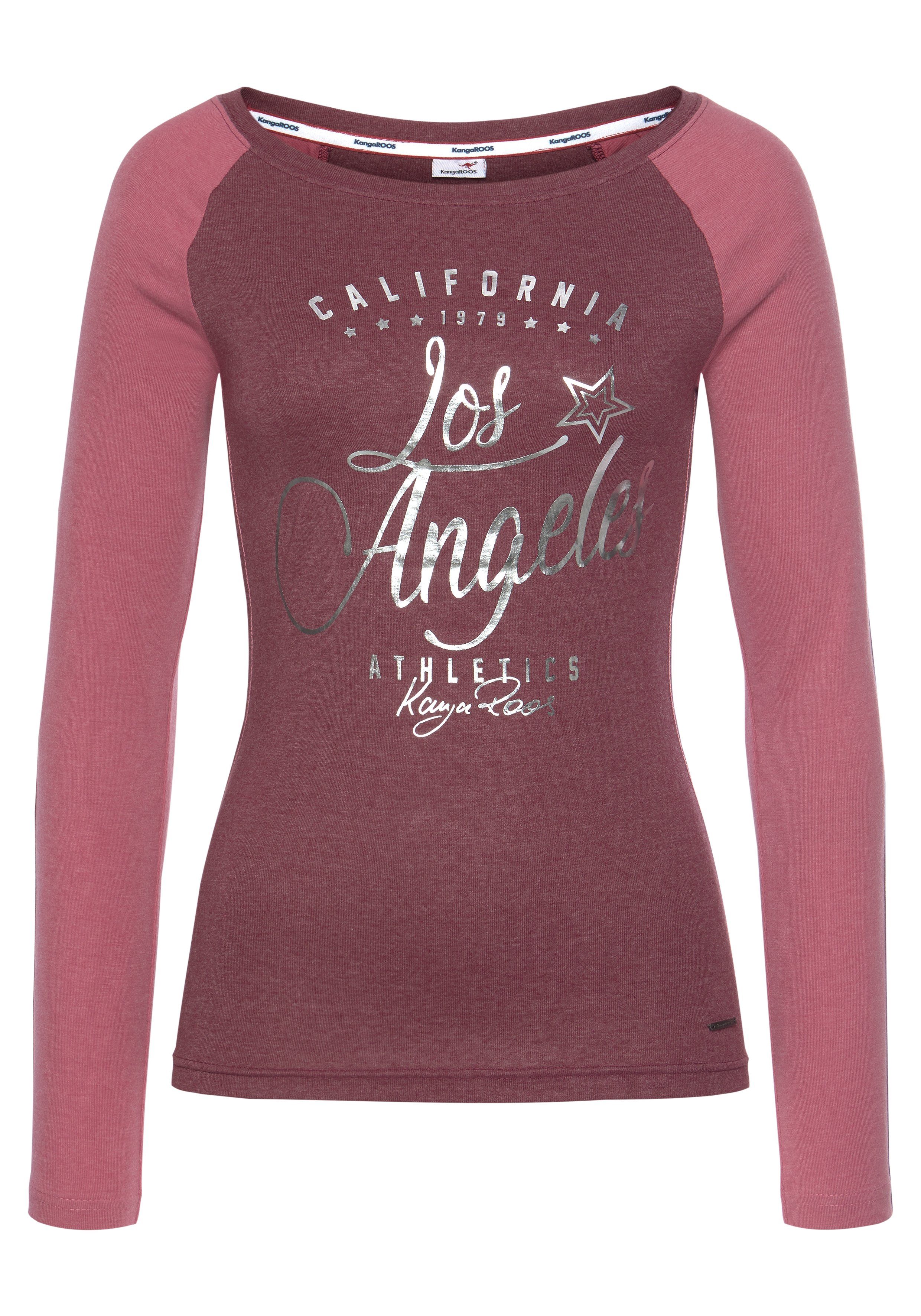 KangaROOS Longsleeve Lange mouwen, zeer figuurvolgende pasvorm, met glanzende metallic-print