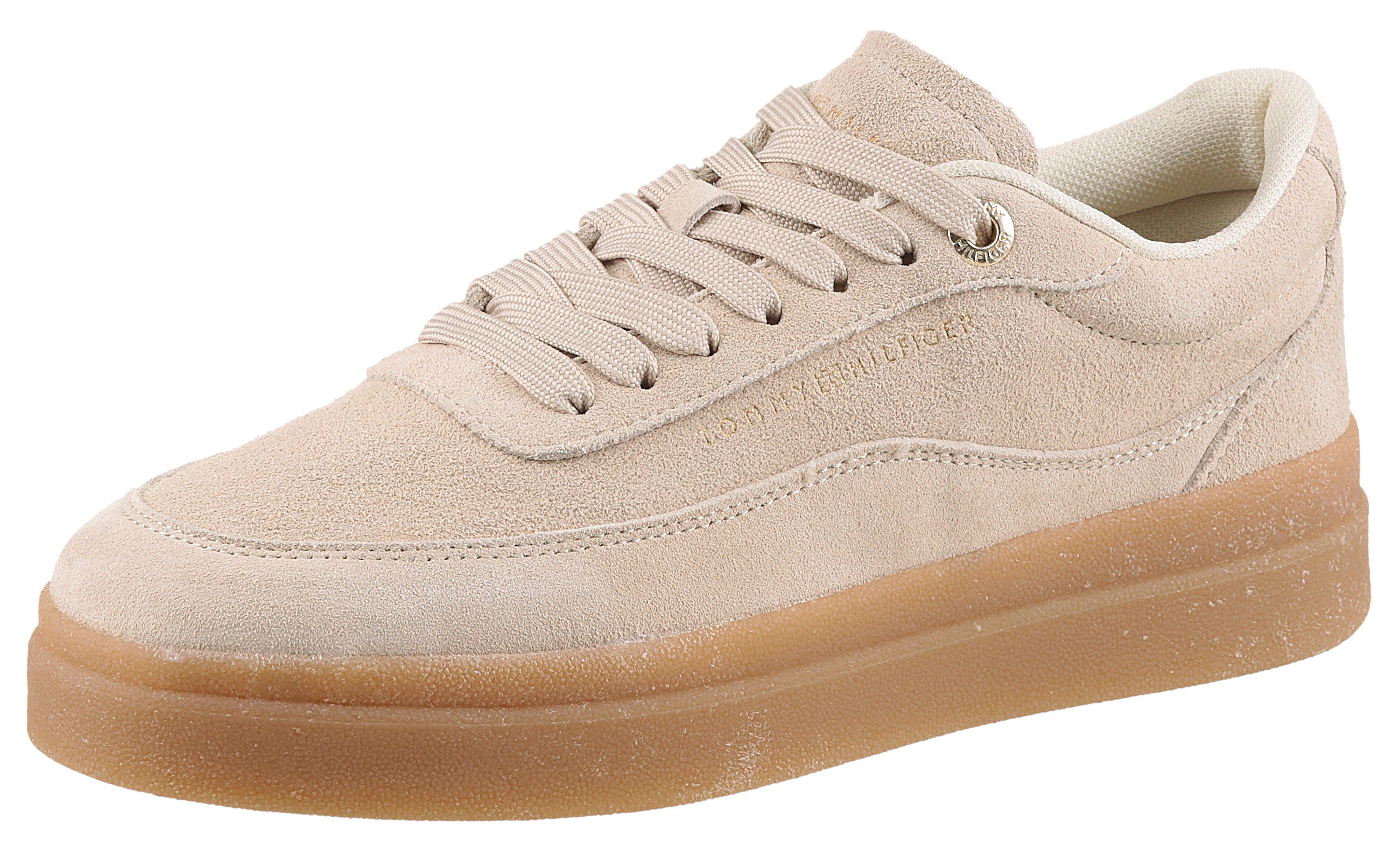 Tommy Hilfiger Plateausneakers MODERN COURT SNEAKER SUEDE