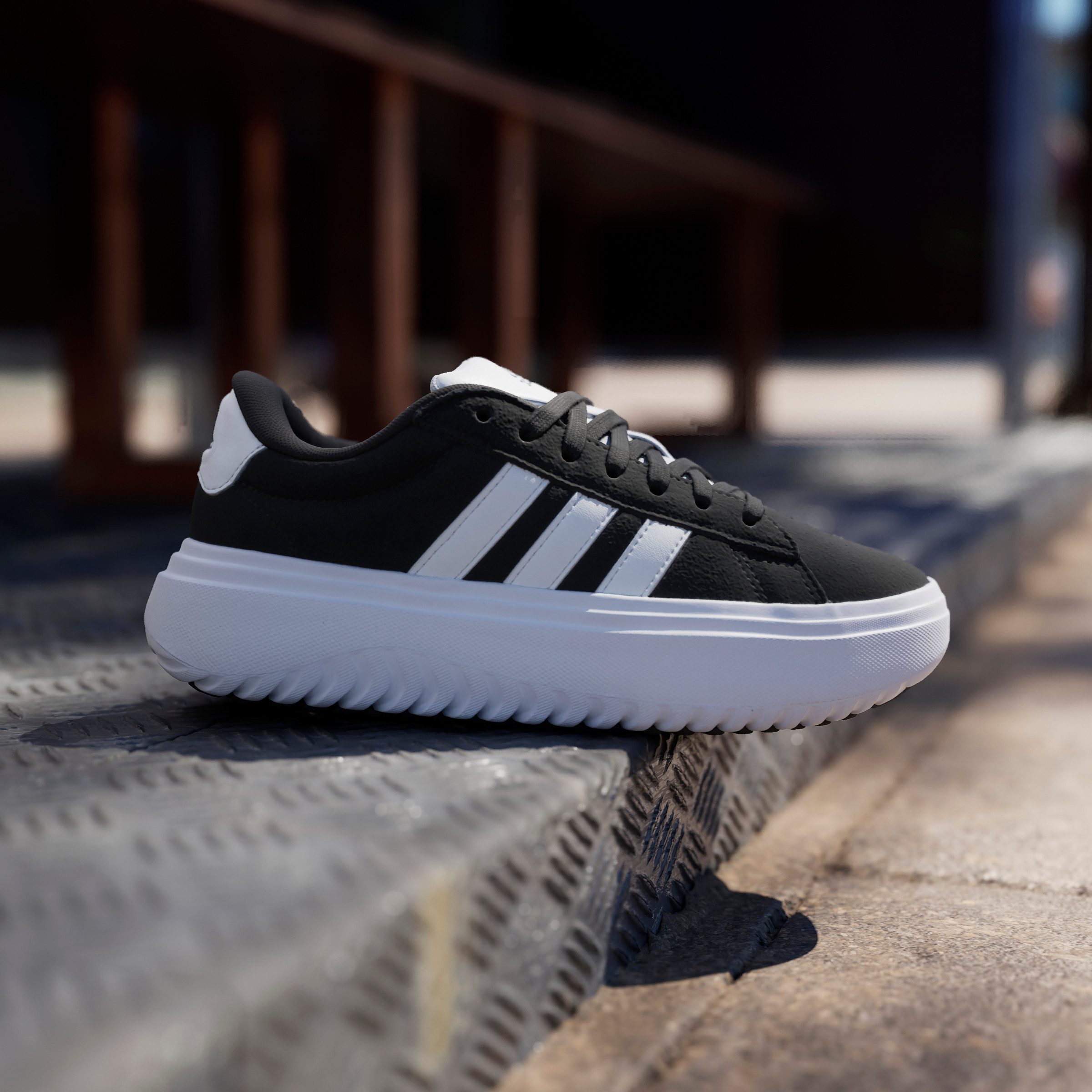 adidas Sportswear Sneakers GRAND COURT PLATFORM Design geïnspireerd op de adidas Superstar