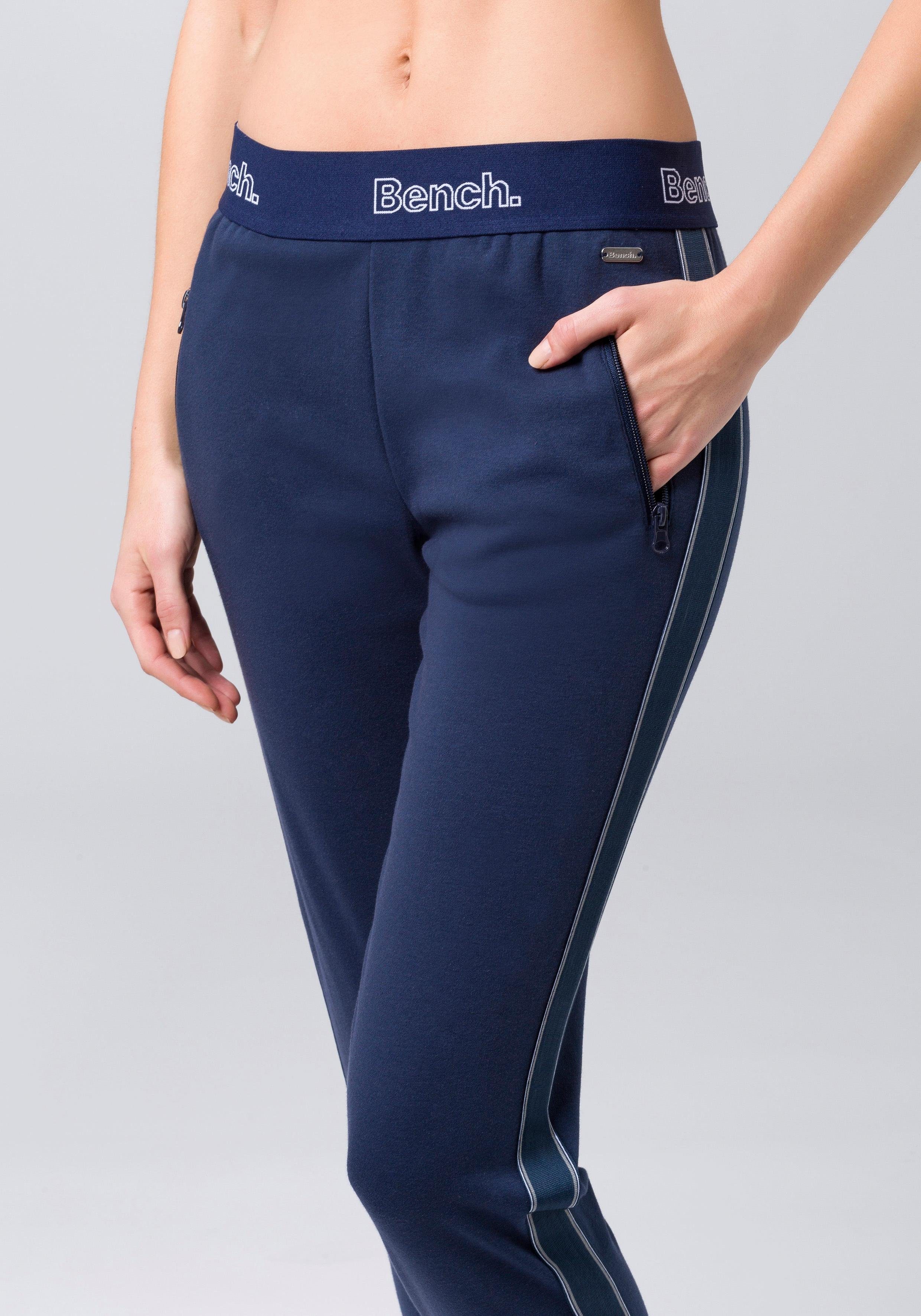 Bench. Loungewear Relaxbroek met zijstrepen, loungewear, loungepak