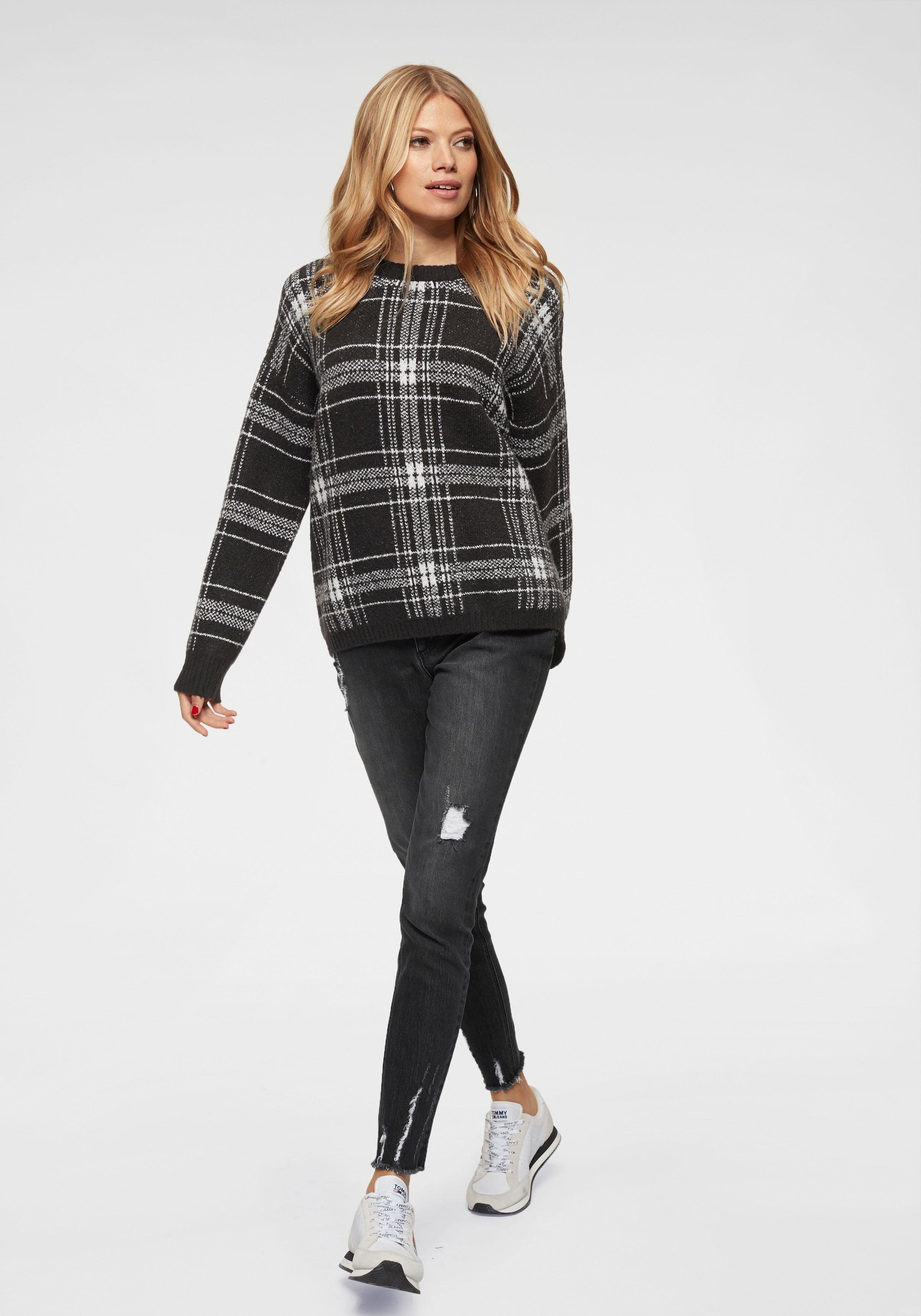 Aniston CASUAL Skinny fit jeans met vernietigde werking