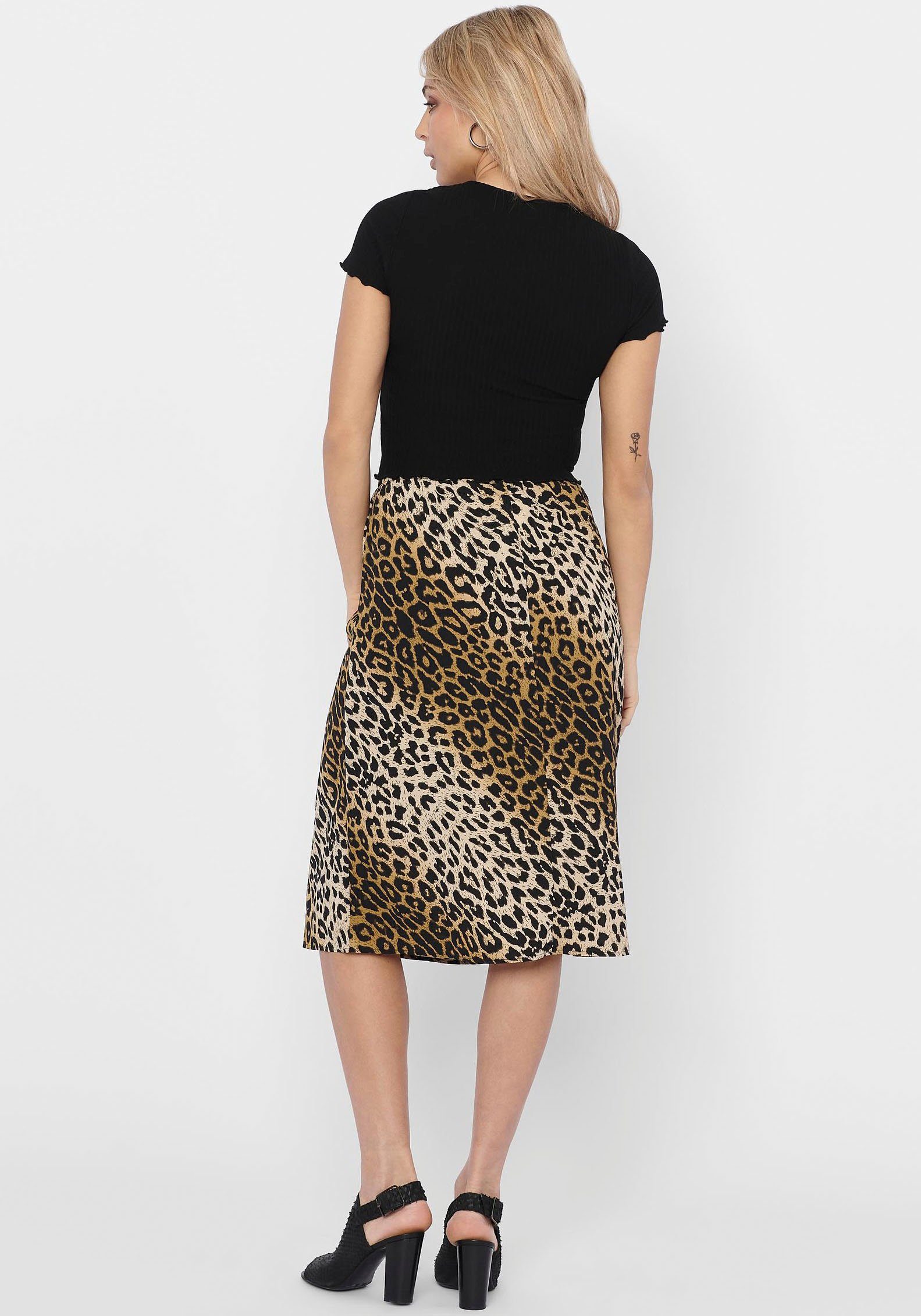 Only Shirt met ronde hals ONLEMMA – Shirt met korte mouwen en golvende zoom