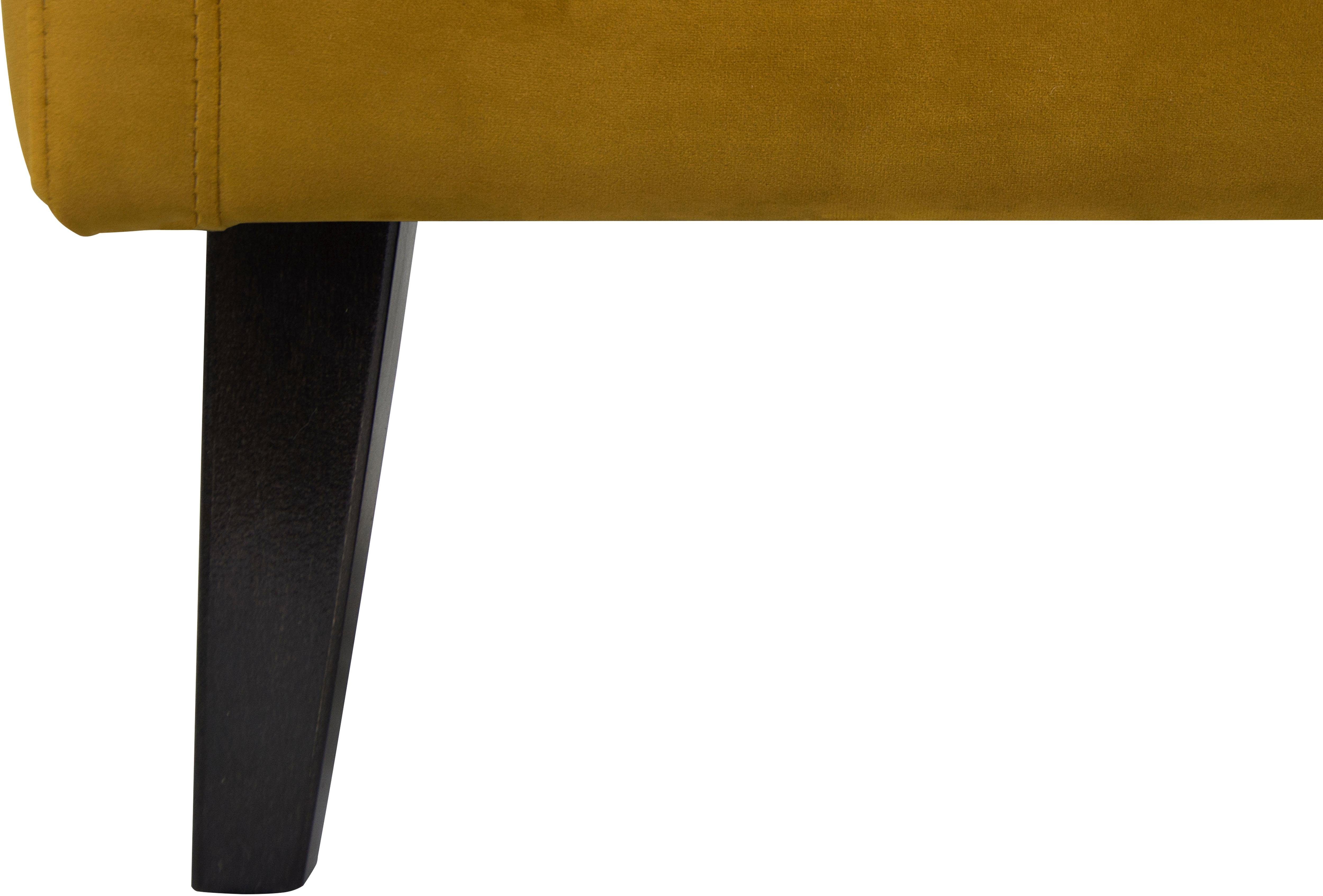 andas Fauteuil Raadal in scandinavische look, met capitonnage, design by morten georgsen
