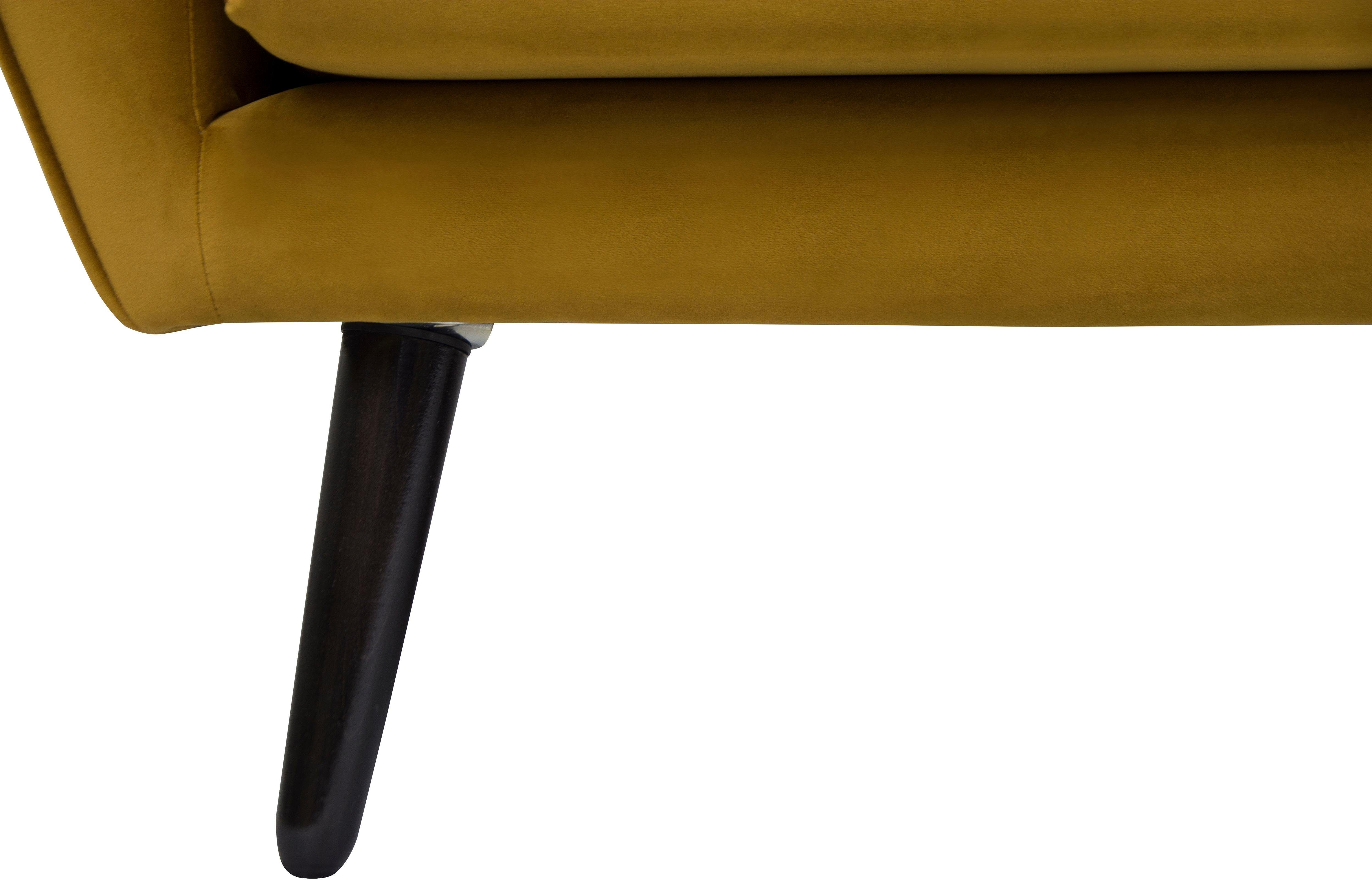 andas Fauteuil Bille met naad in het rugkussen en eikenhouten poten, design by morten georgsen