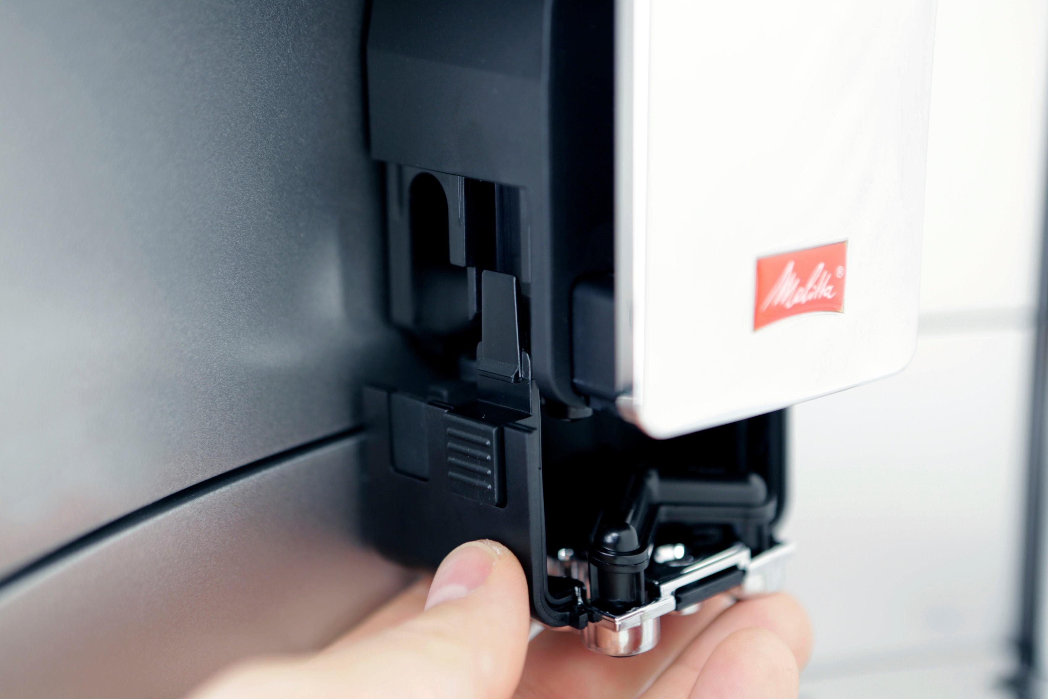 Melitta Volautomatisch koffiezetapparaat Barista T Smart® F 83/0-102, zwart, 4 gebruikersprofielen &18 koffierecepten, naar origineel italiaans recept