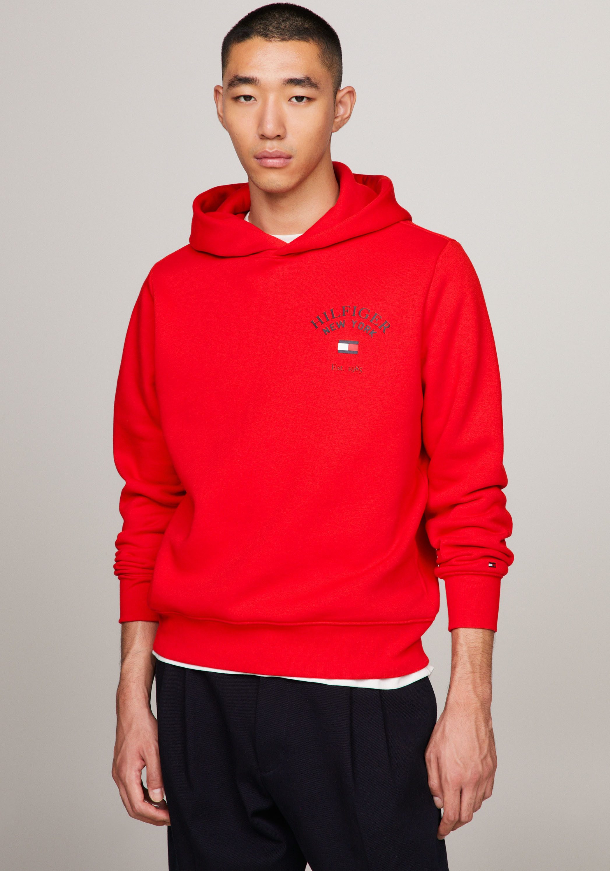 Tommy Hilfiger Hoodie ARCHED VARSITY HOODY geïnspireerd op het jaar 1985