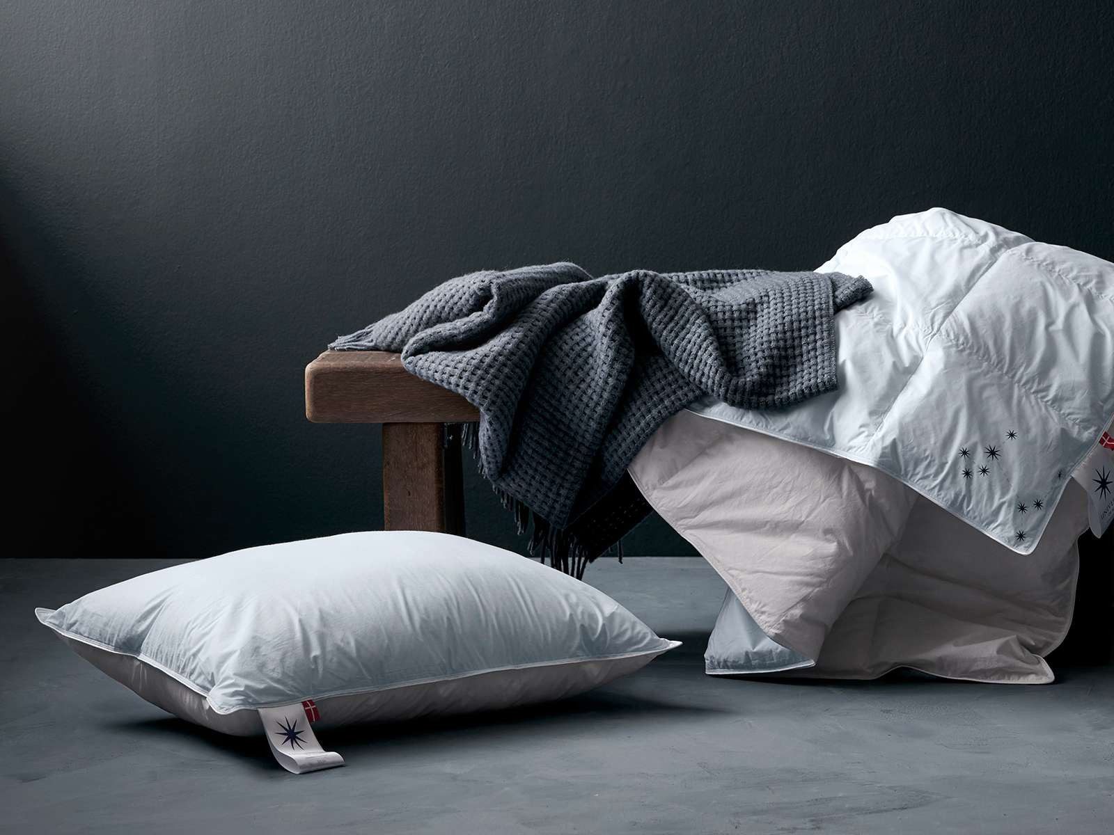 UNIVERSE OF SLEEPING Synthetisch hoofdkussen Titan Breeze klimaatactieve katoenhoes, klimaatregulerend kussen
