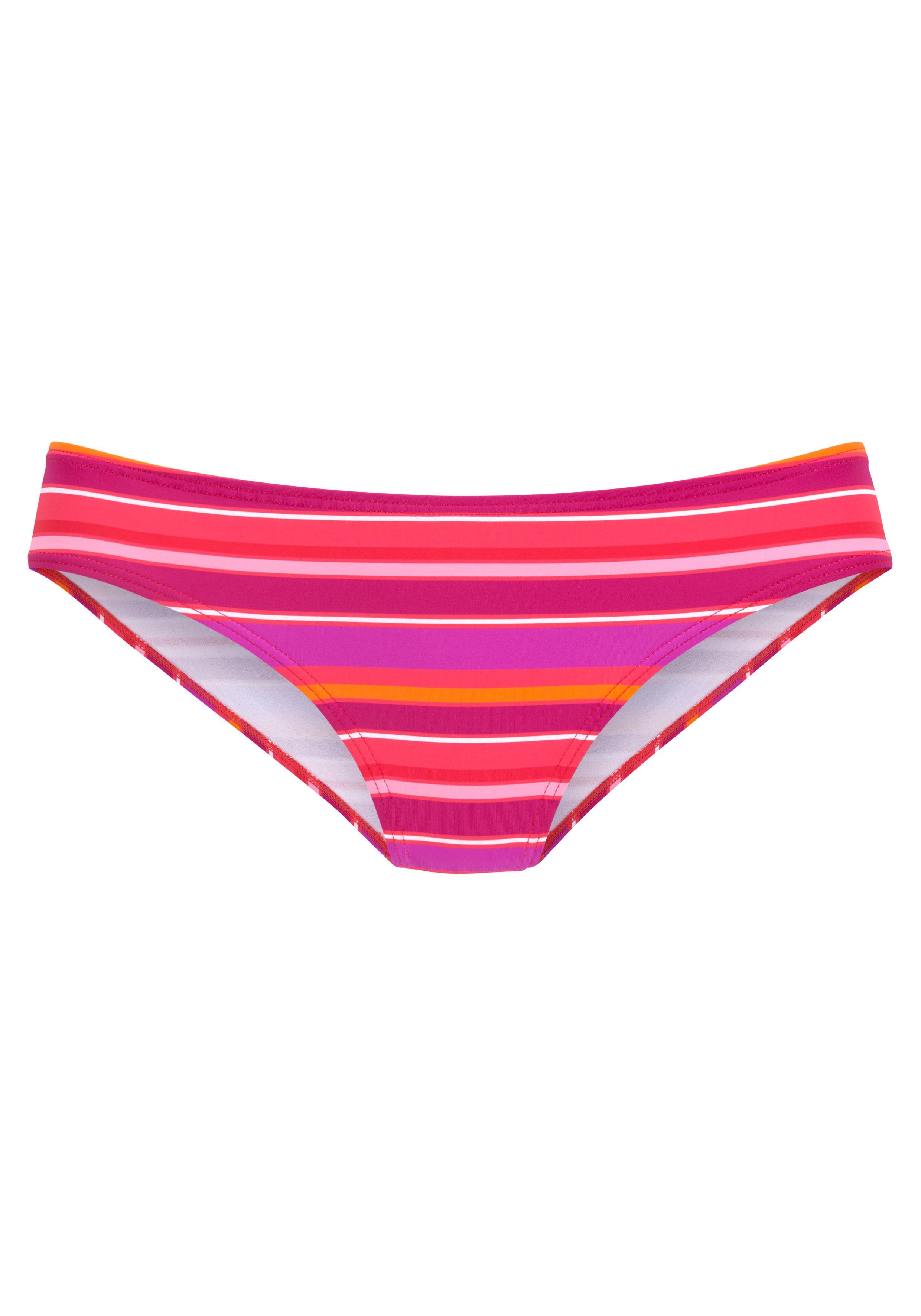 s.Oliver RED LABEL Beachwear Bikinibroekje Fun in klassieke snit en trendy streepdesign