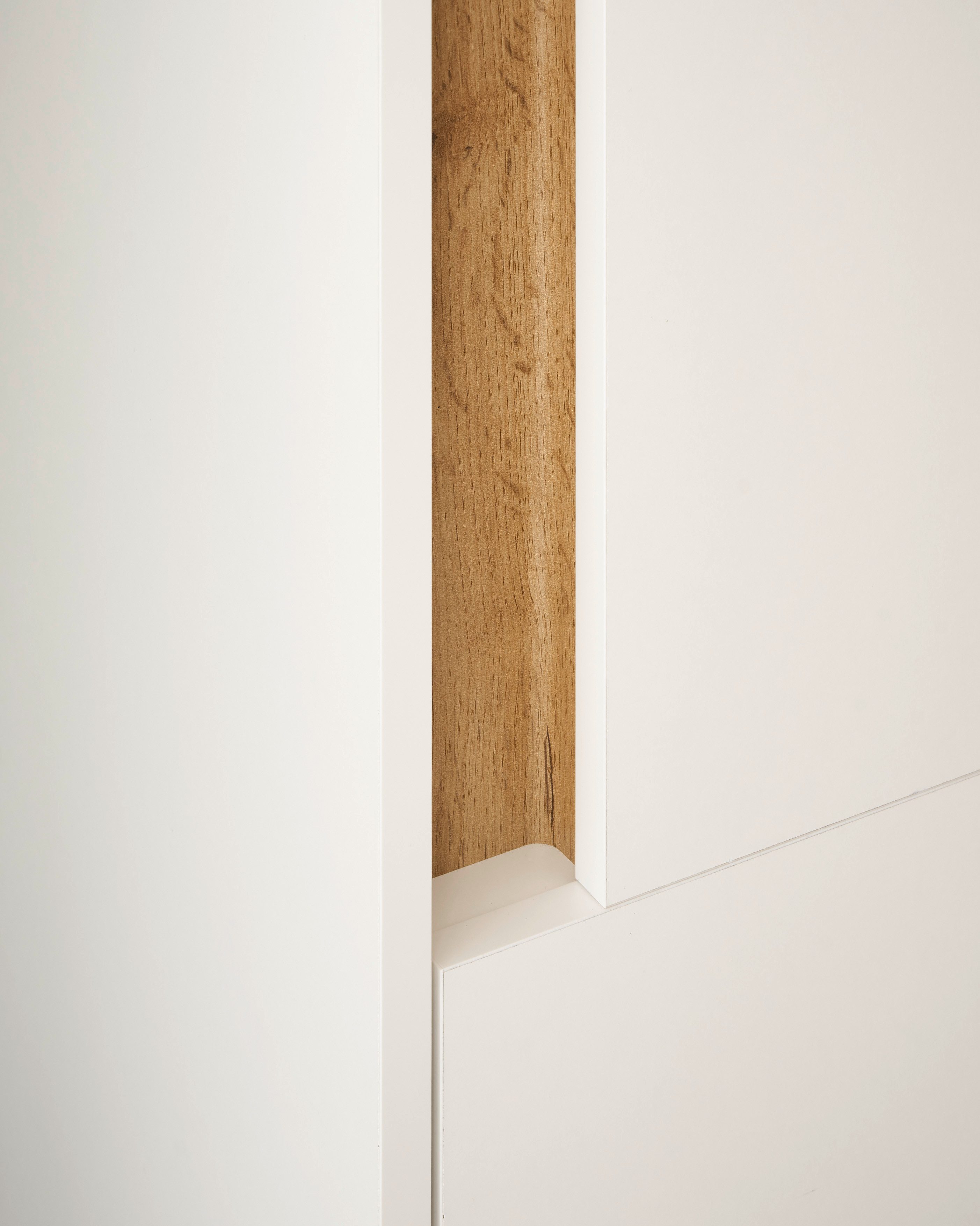 INOSIGN Halfhoge kast CITY/GIRON, badkamerkast met grepen, hoge kast in tijdloos ontwerp