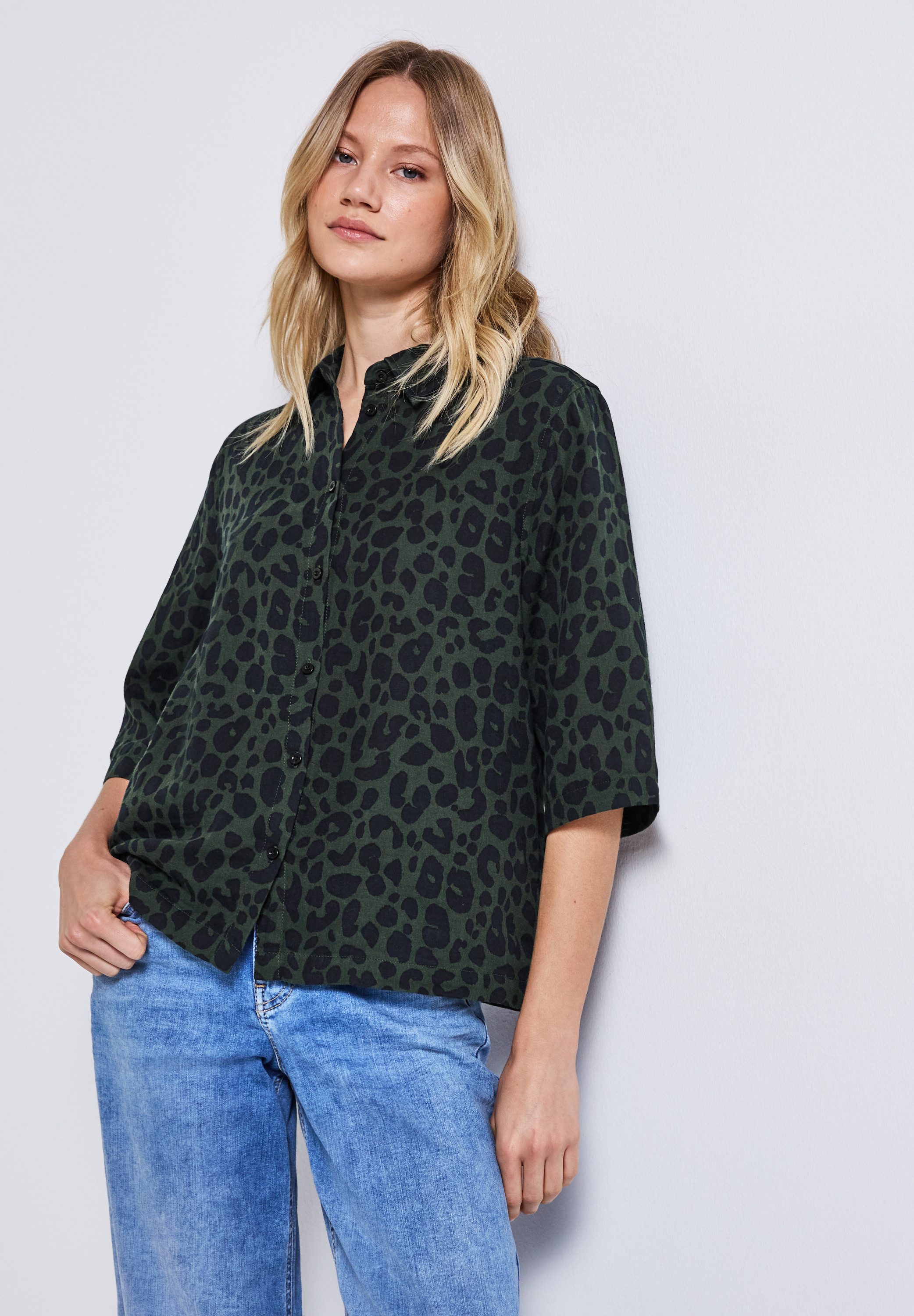 STREET ONE Overhemdblouse met dierenprint en in muslin-look