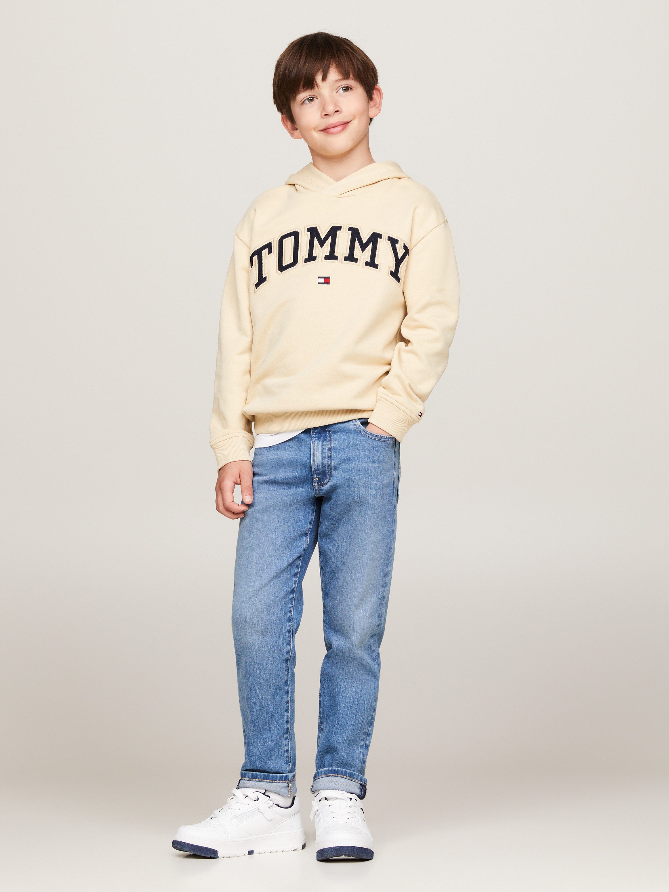 Tommy Hilfiger Straight jeans MODERN STRAIGHT VINT MWASH DENIM Kinderen tot 16 jaar met geborduurde logo-vlag