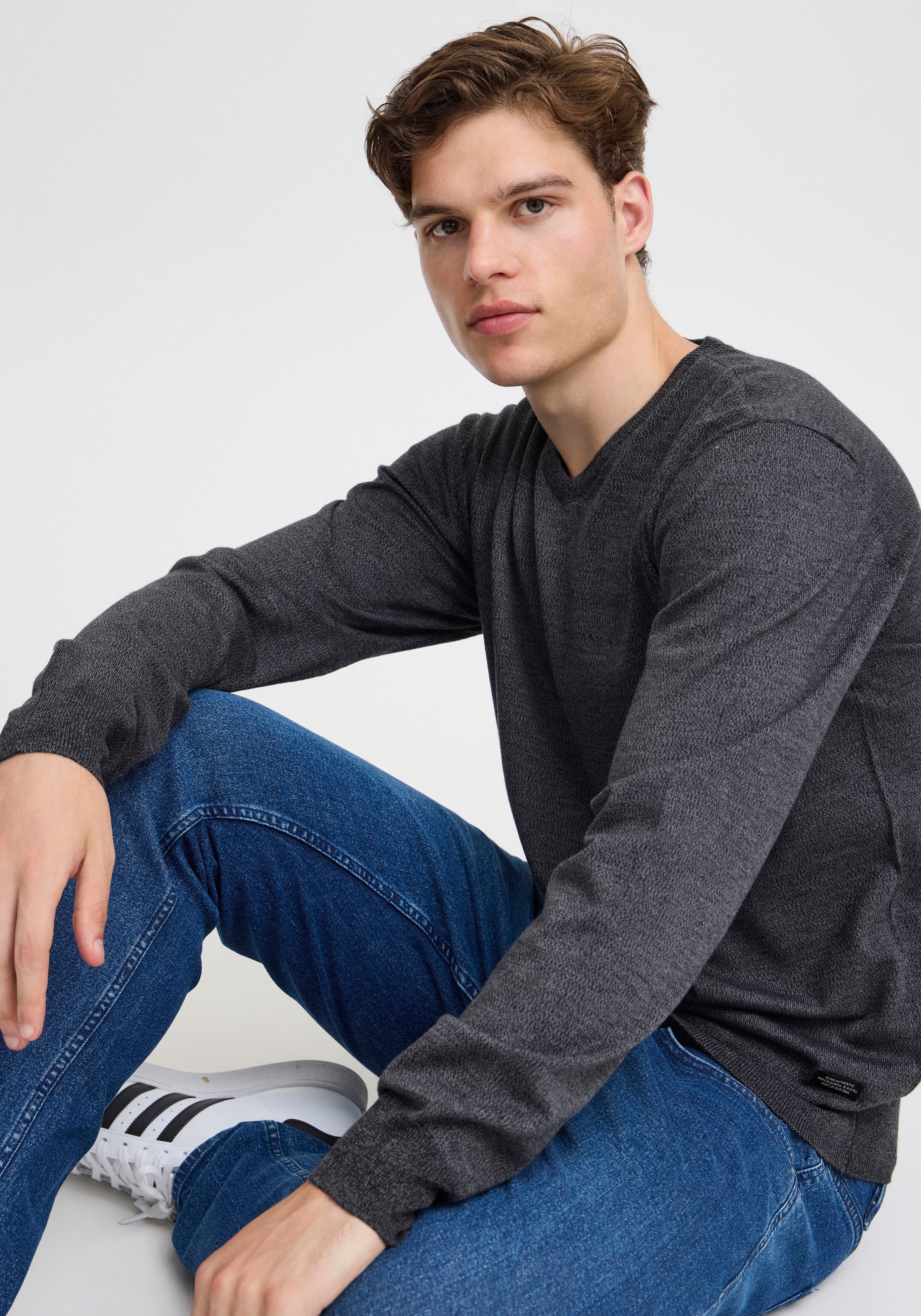 Blend Trui met V-hals BHBRUTON V-neck