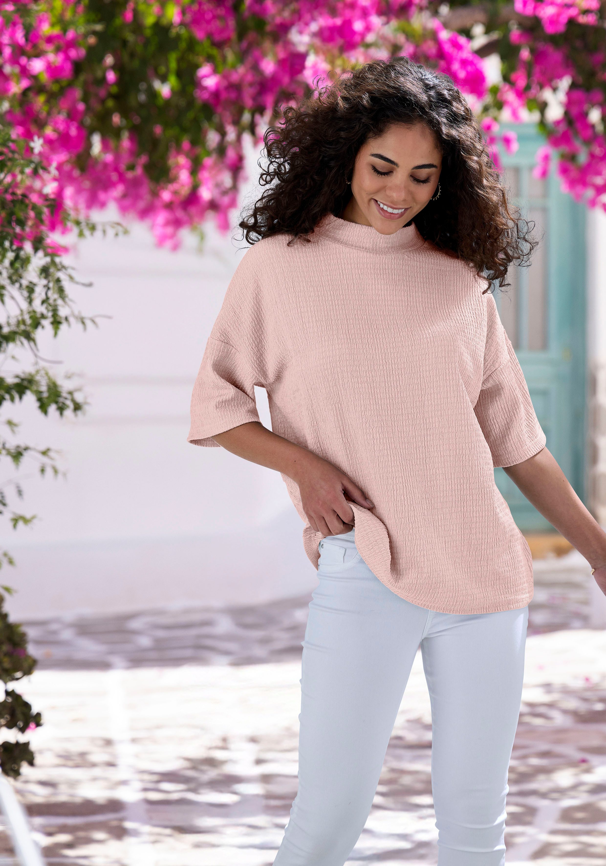 Lascana Shirt met korte mouwen Met opstaande kraag van kreukvrije crêpe-kwaliteit