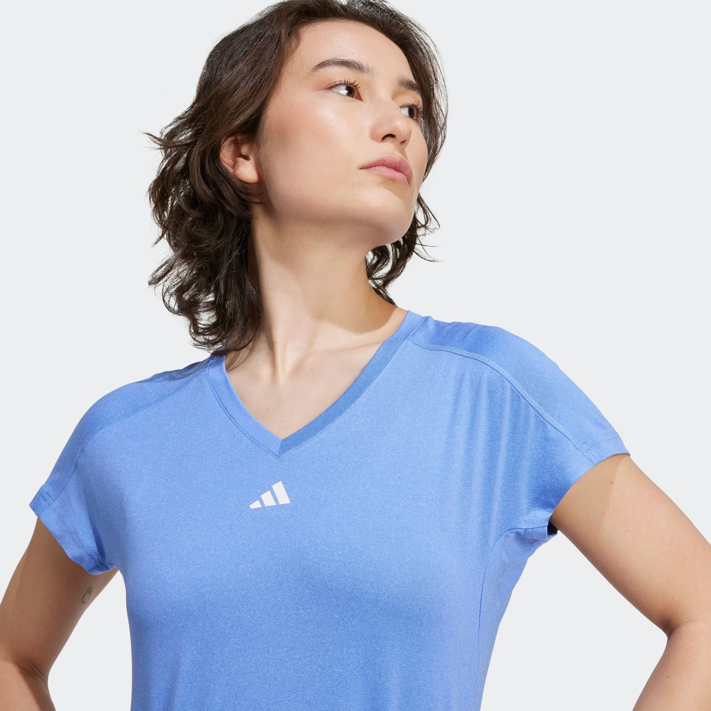 adidas Performance T-shirt TR-ES MIN T Trainingsshirt, vochtabsorberend met V-hals