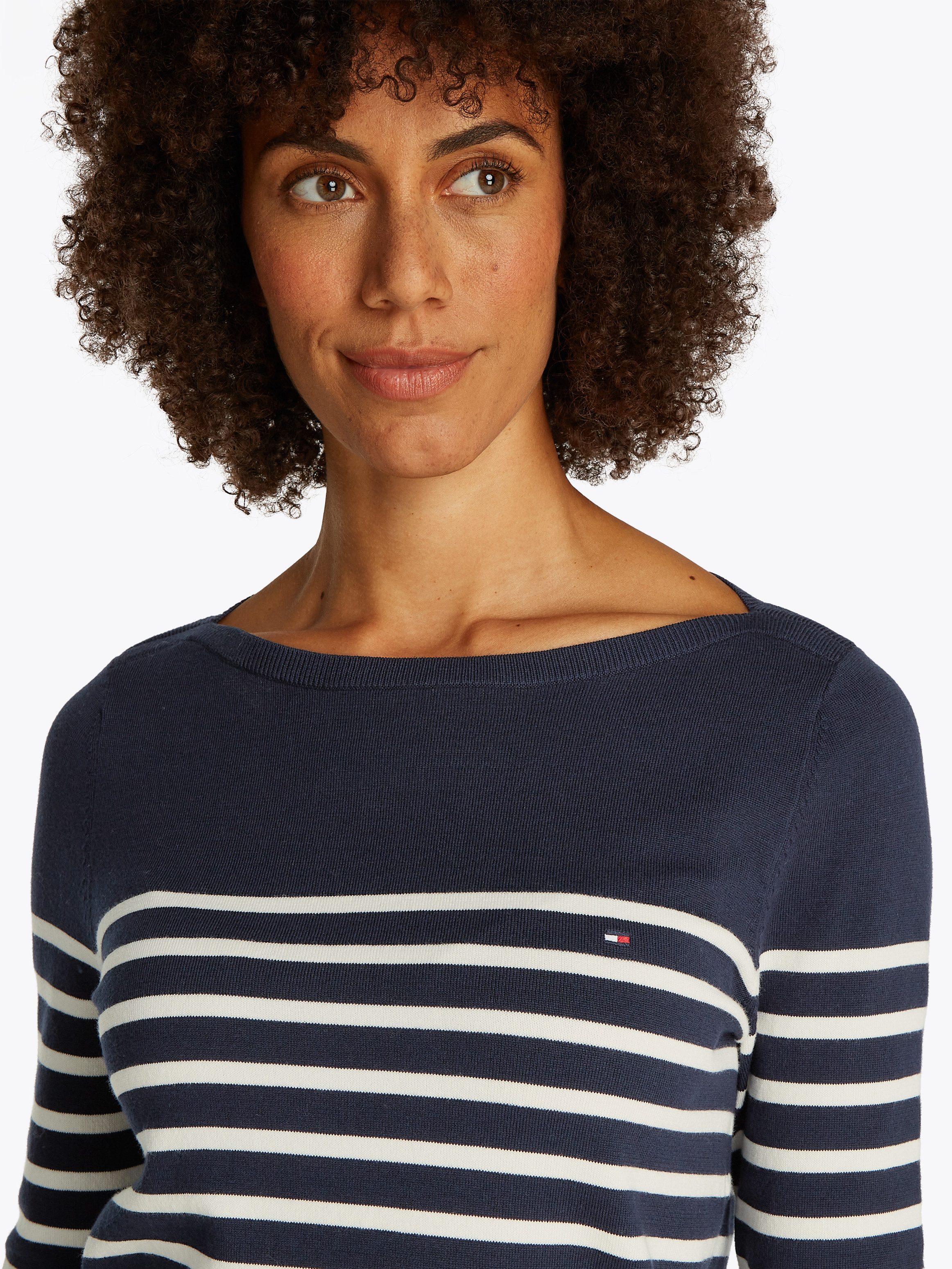 Tommy Hilfiger Gebreide trui CO JERSEY STITCH BOAT-NK SWEATER met -merklabel op de mouw