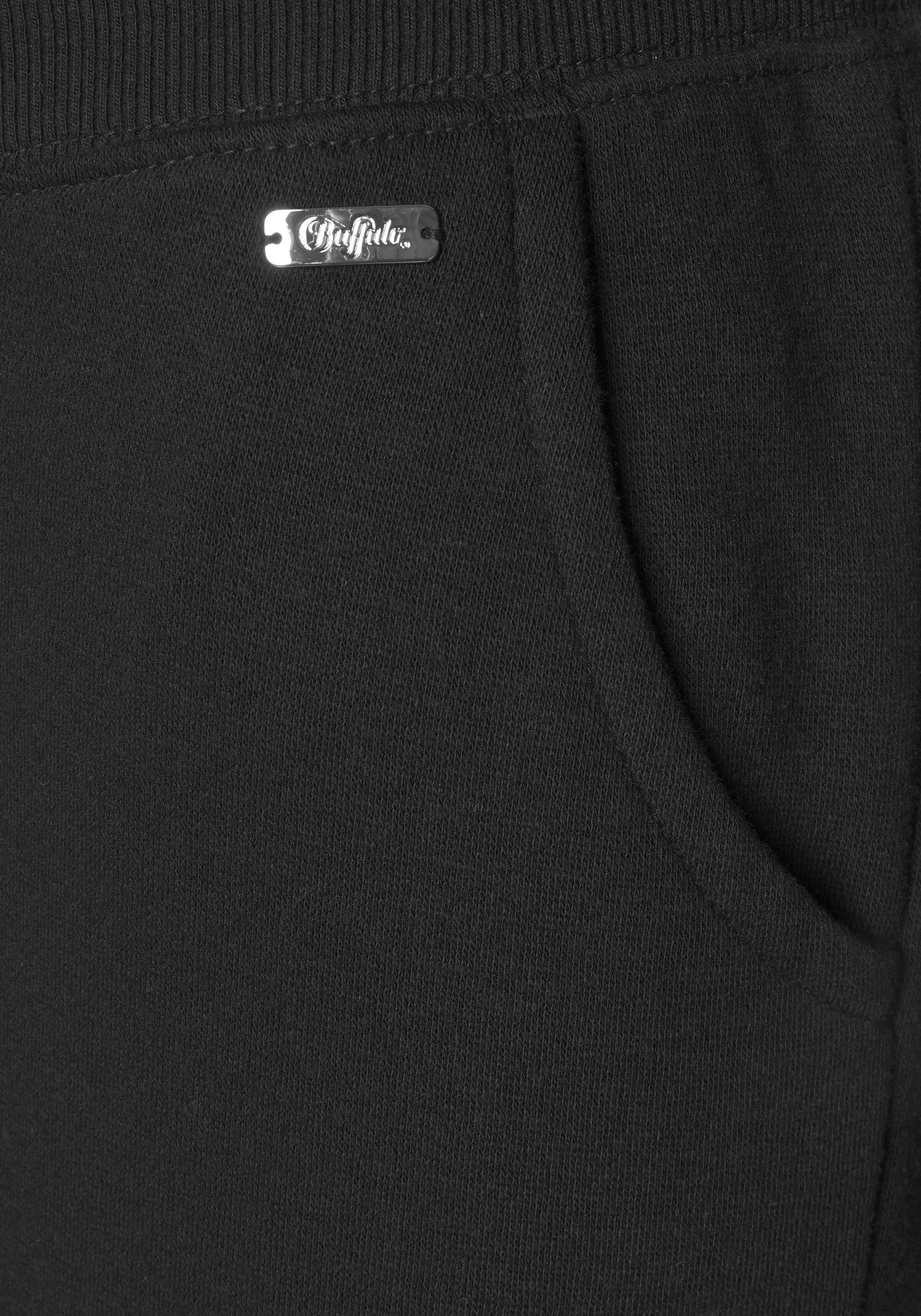 Buffalo Relaxbroek in casual vorm met zijzakken, loungeanzug