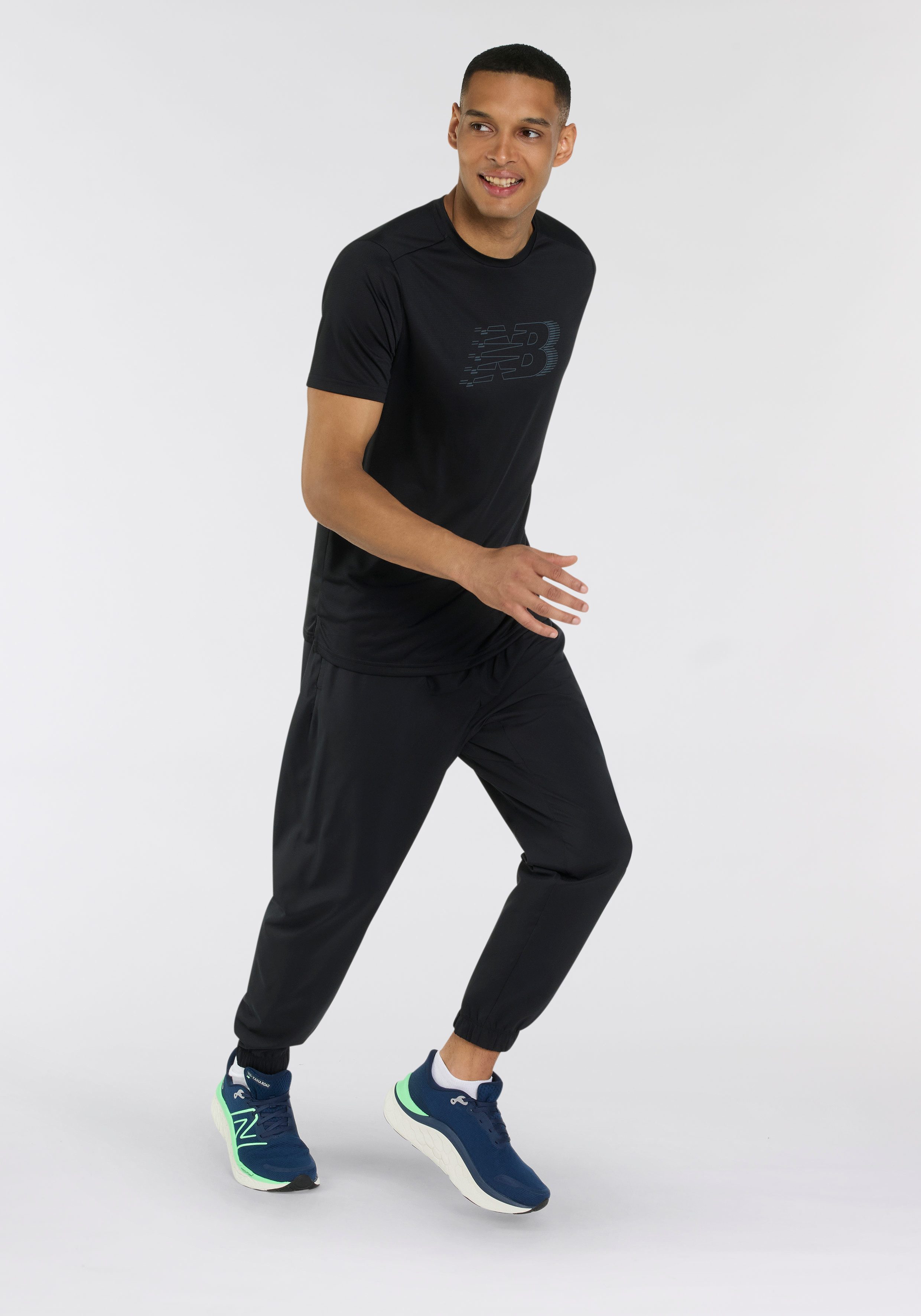 New Balance Trainingsbroek SPORT ESSENTIALS WOVEN JOGGER