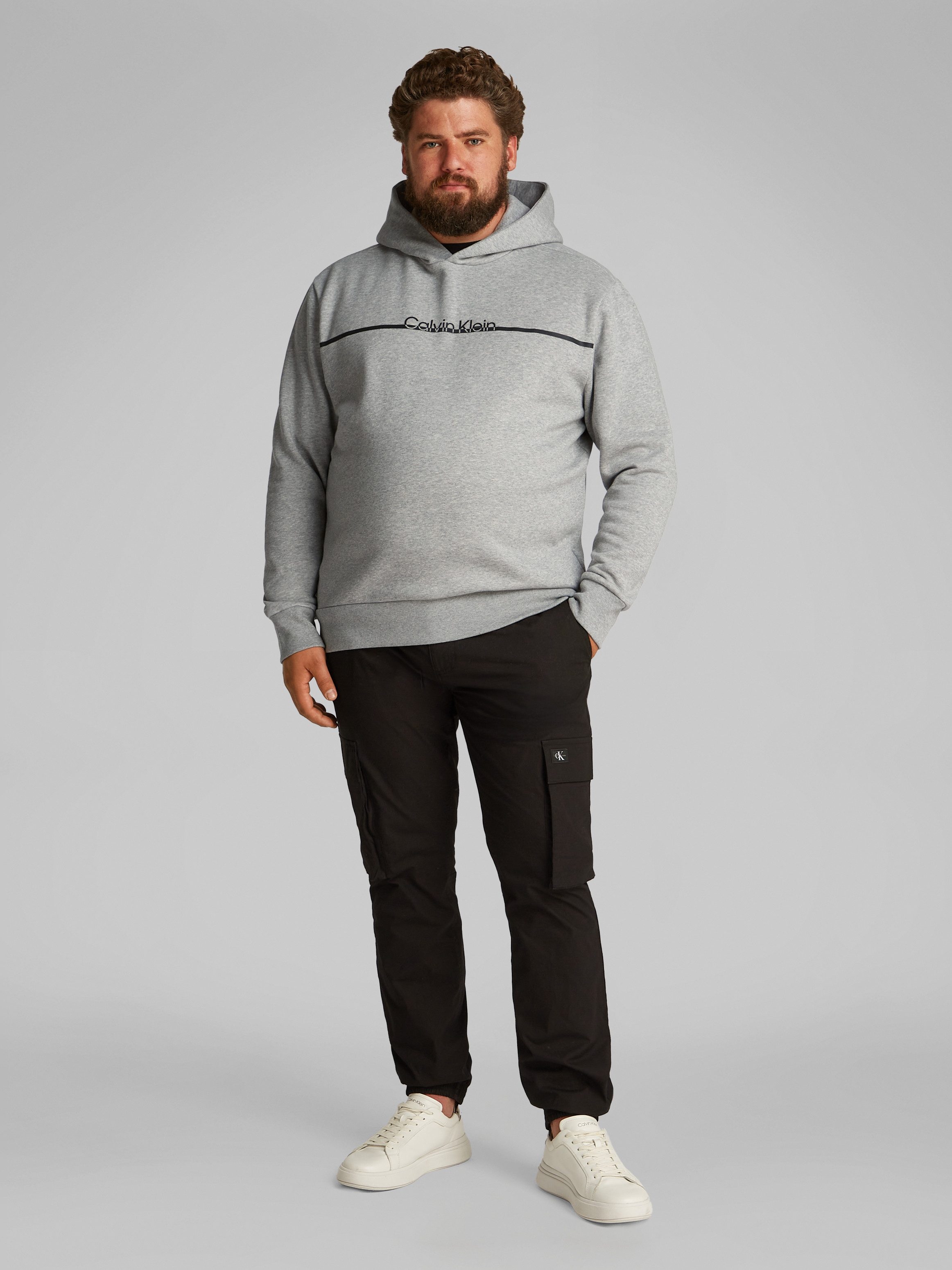 Calvin Klein Sweatshirt BT_SPLIT LINE LOGO HOODIE in grote maten met logoprint