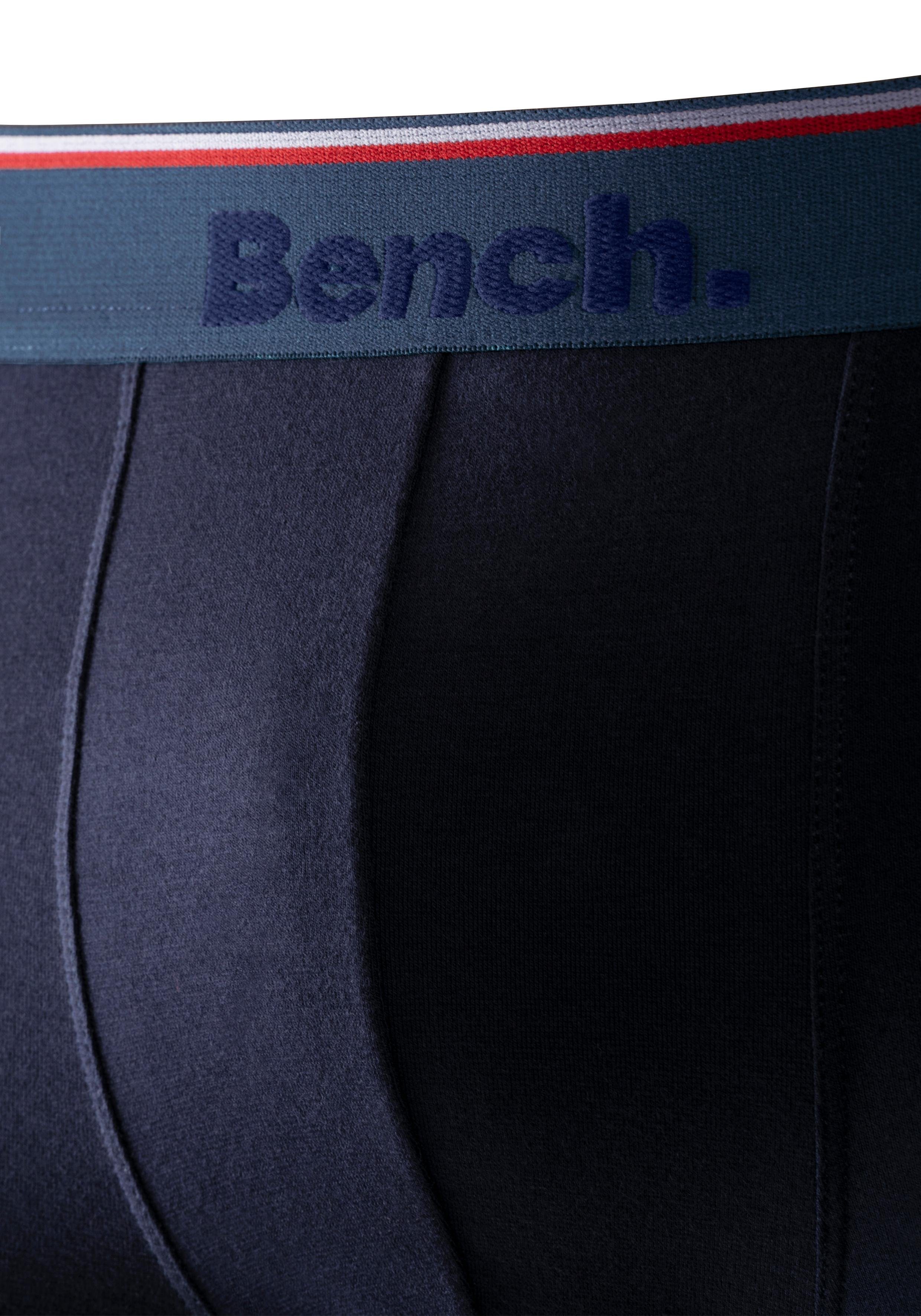 Bench. Lange boxershort met smalle strepen in het logo-weefband (set, 4 stuks)