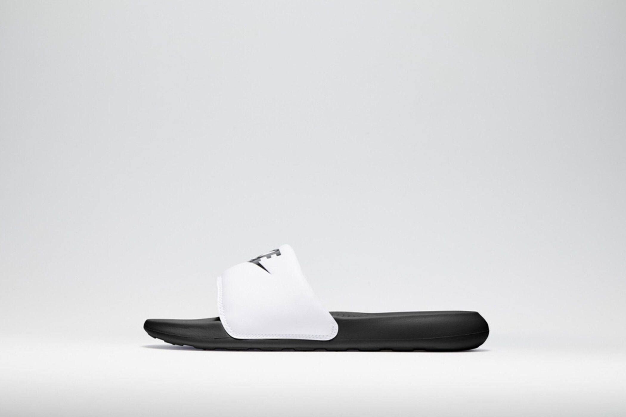 Nike Sportswear Badslippers VICTORI ONE