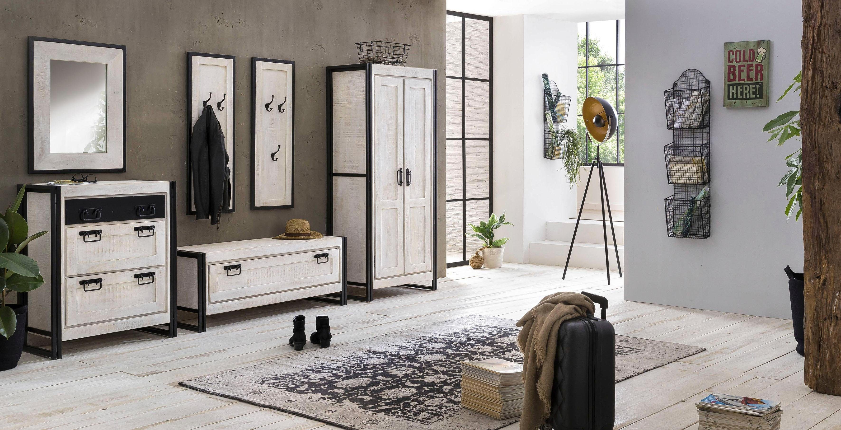 SIT Kledingkast White Panama in een vintage look