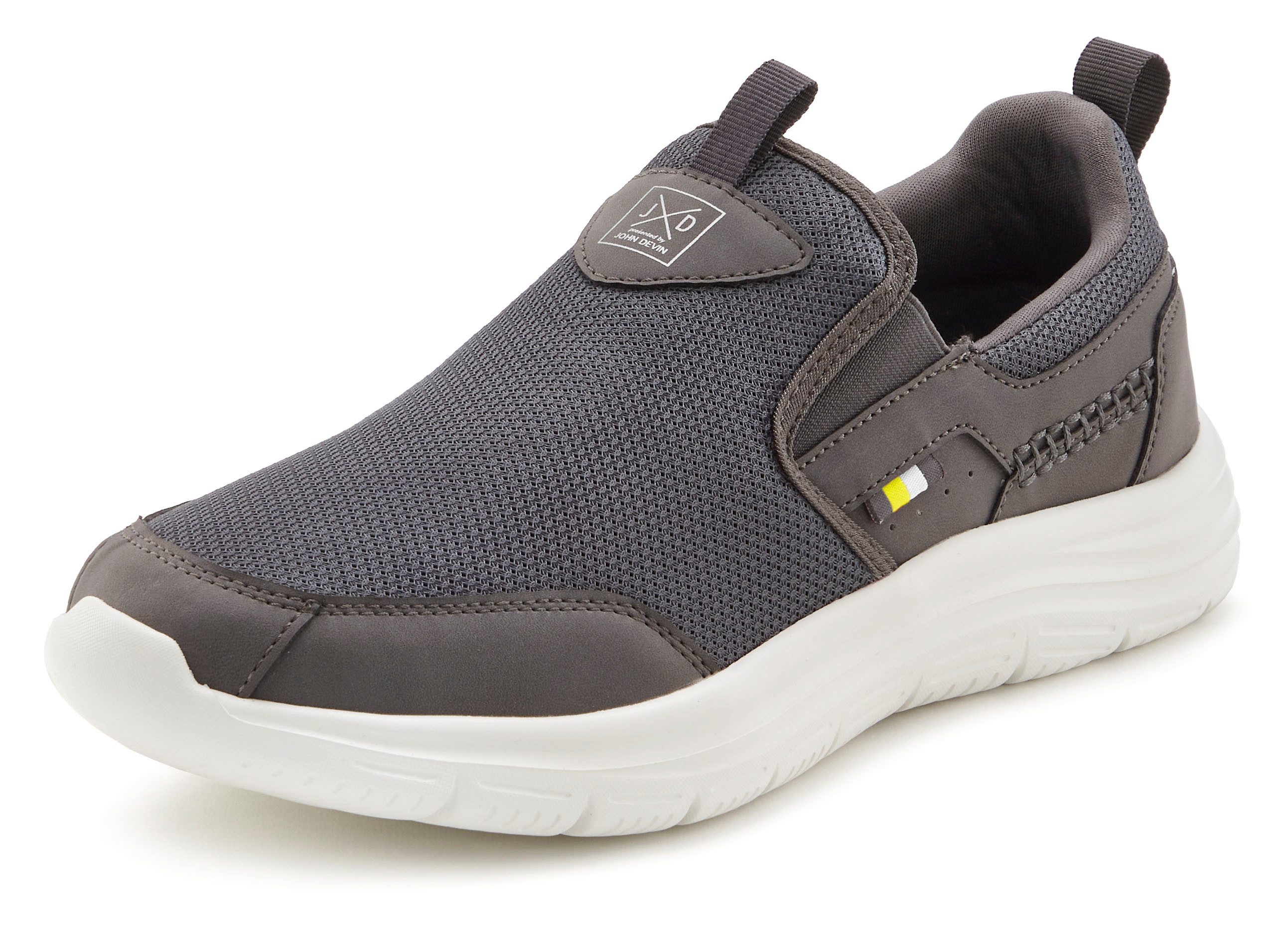 John Devin Sneakers