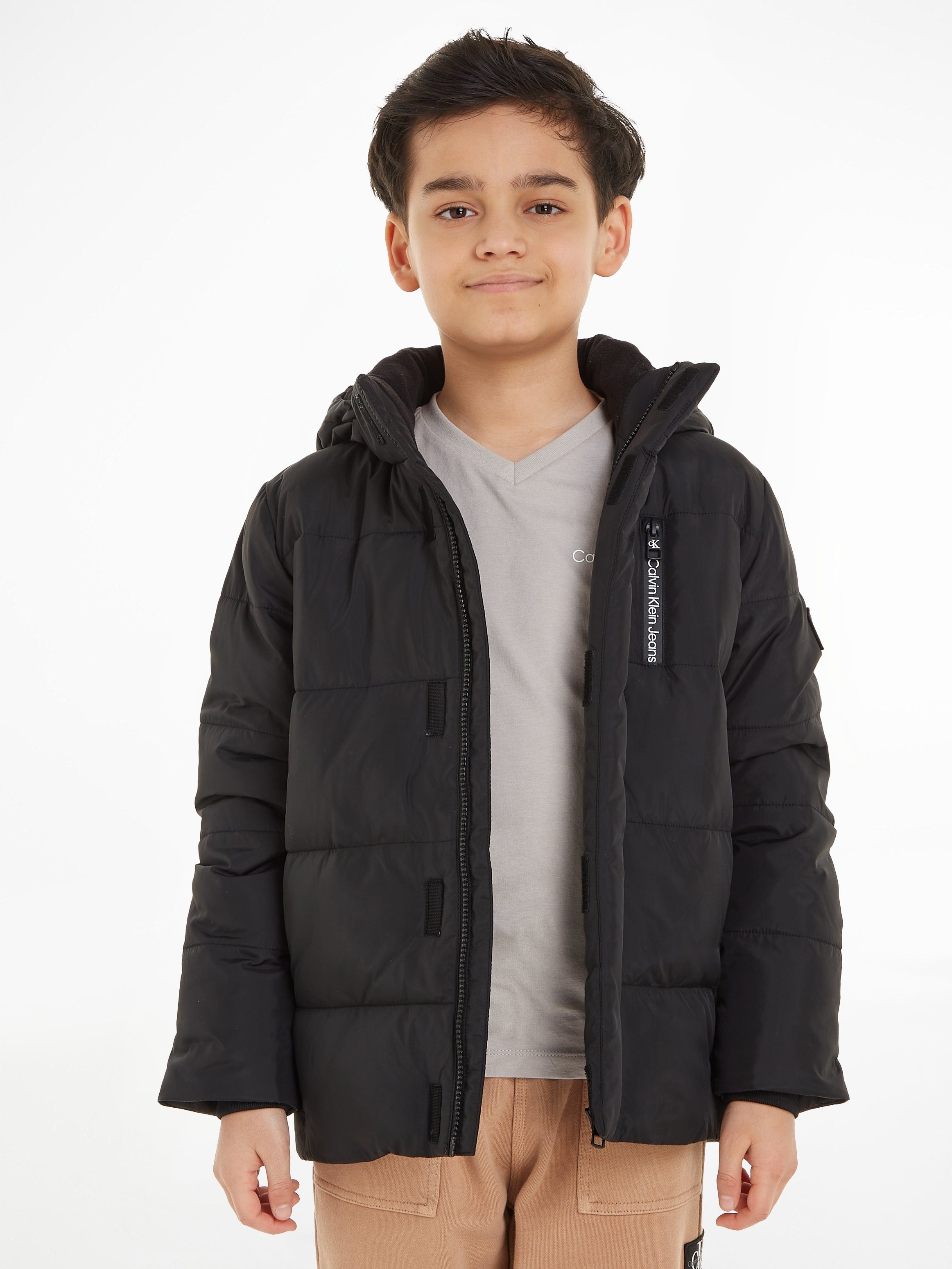 Calvin Klein Winterjack ESSENTIAL PUFFER JACKET voor kinderen tot 16 jaar en calvin klein merklabel