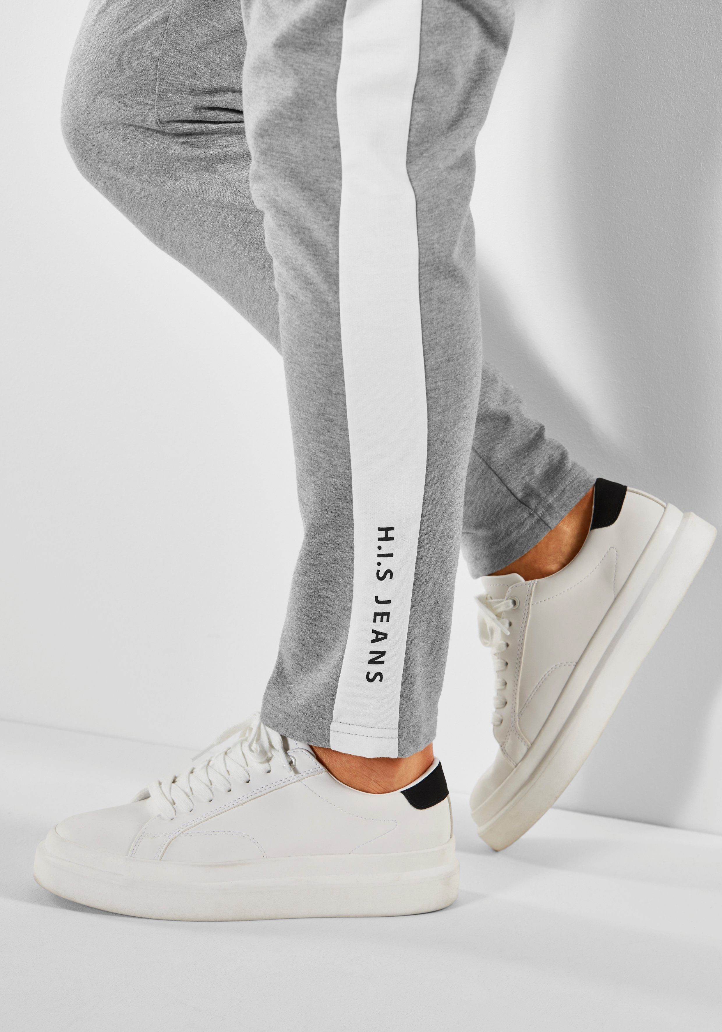 H.I.S Sweatbroek Joggingbroek met zijstreep en logo-print