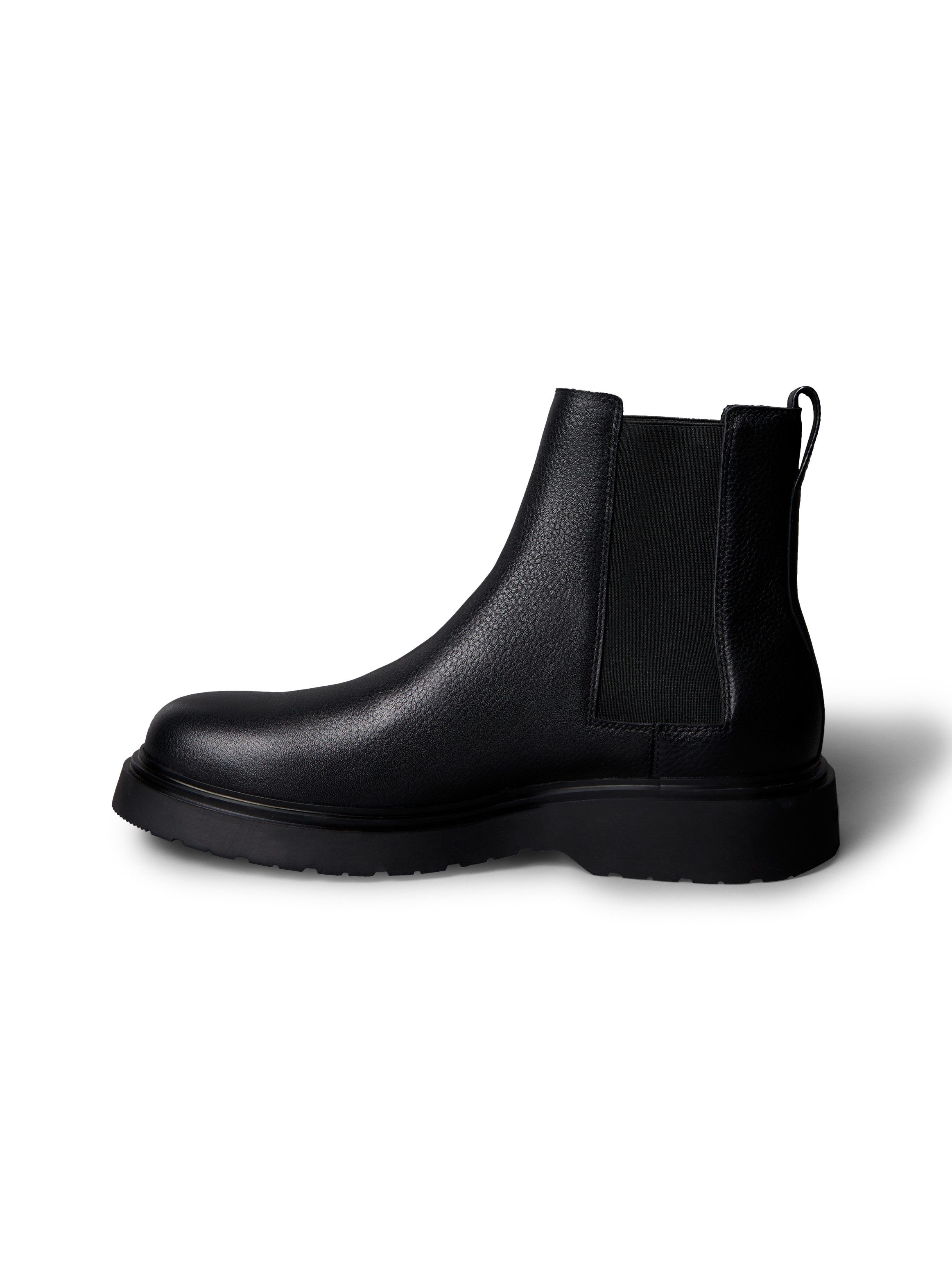 Calvin Klein Chelsea-boots COMBAT ESS CHELSEA BOOT LTH Klassieke enkellaars, instaplaarzen met stretch inzetstukken