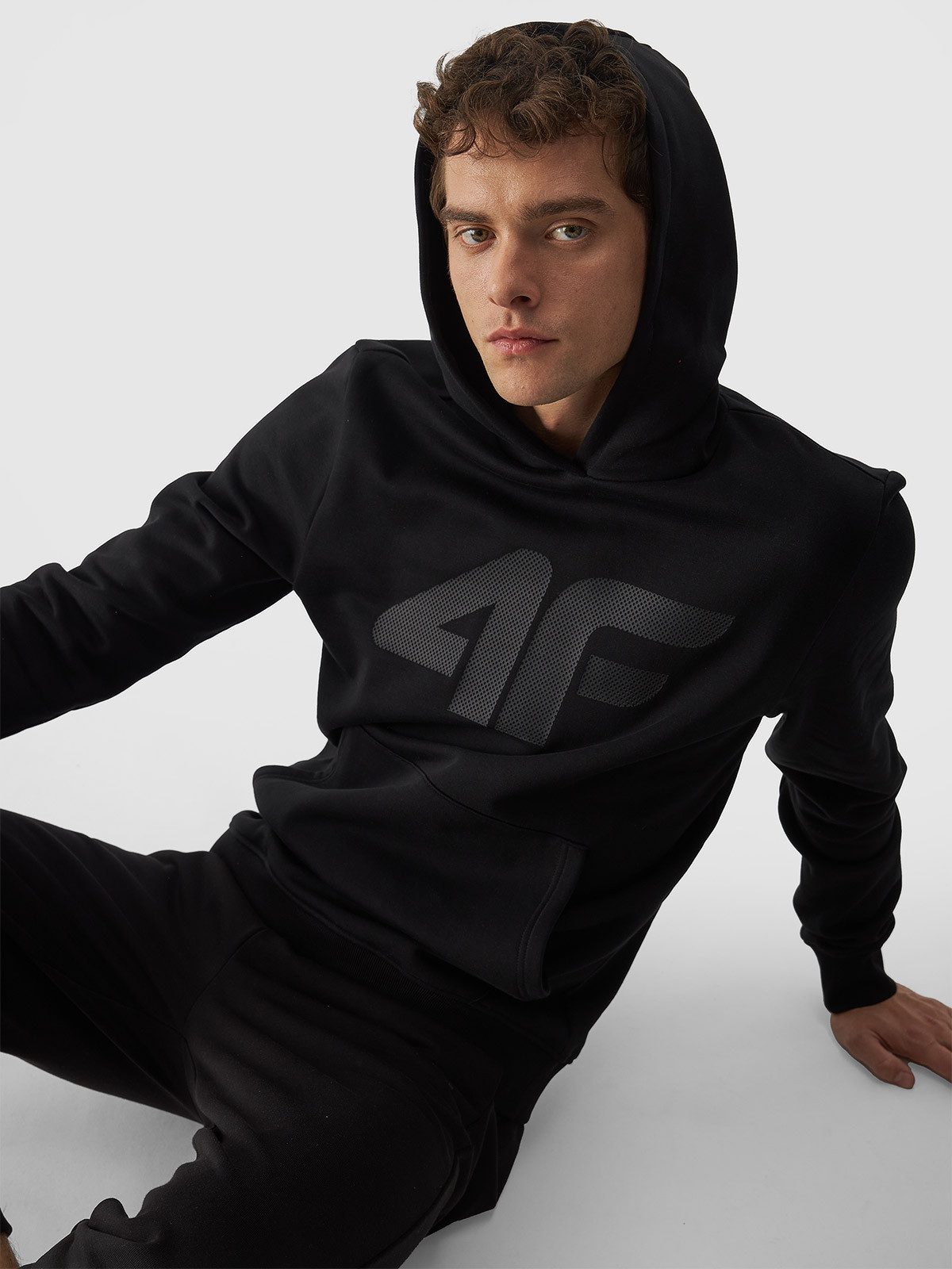 4F Hoodie