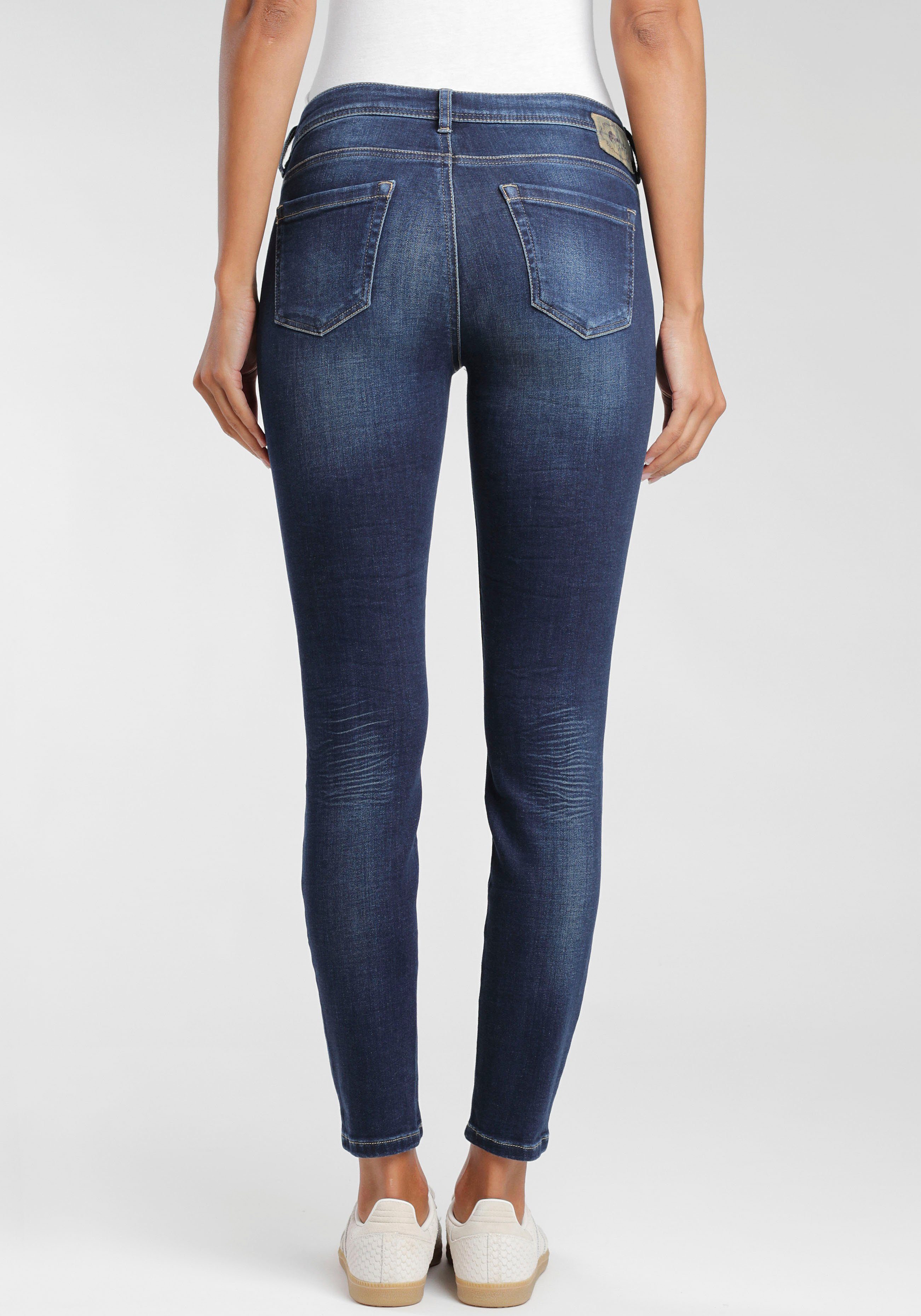 GANG Skinny fit jeans 94Faye in flanking-stijl
