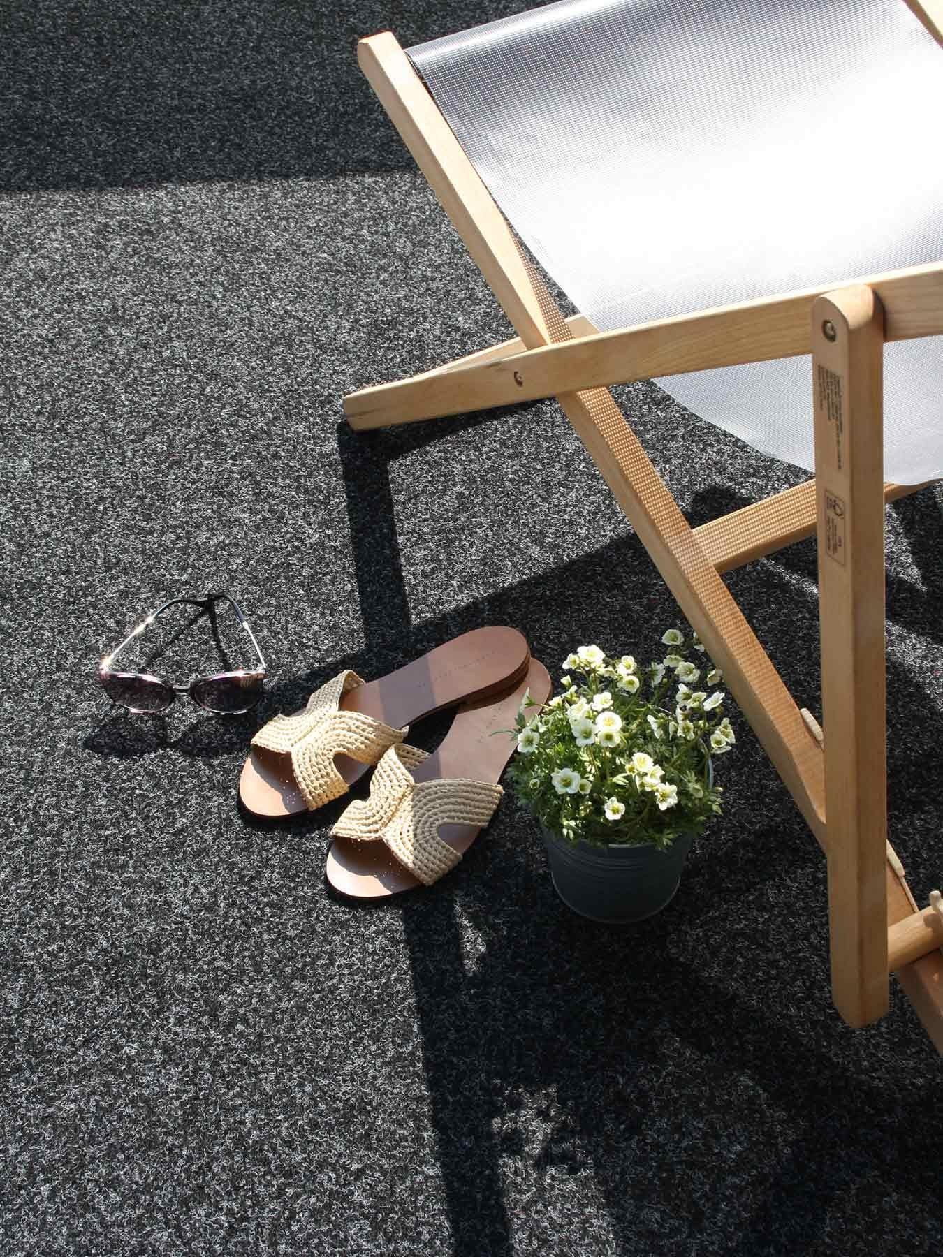 Primaflor-Ideen in Textil Kunstgras PARK, gemaakt in Nederland met noppen, slijtvast, weerbestendig & waterbestendig