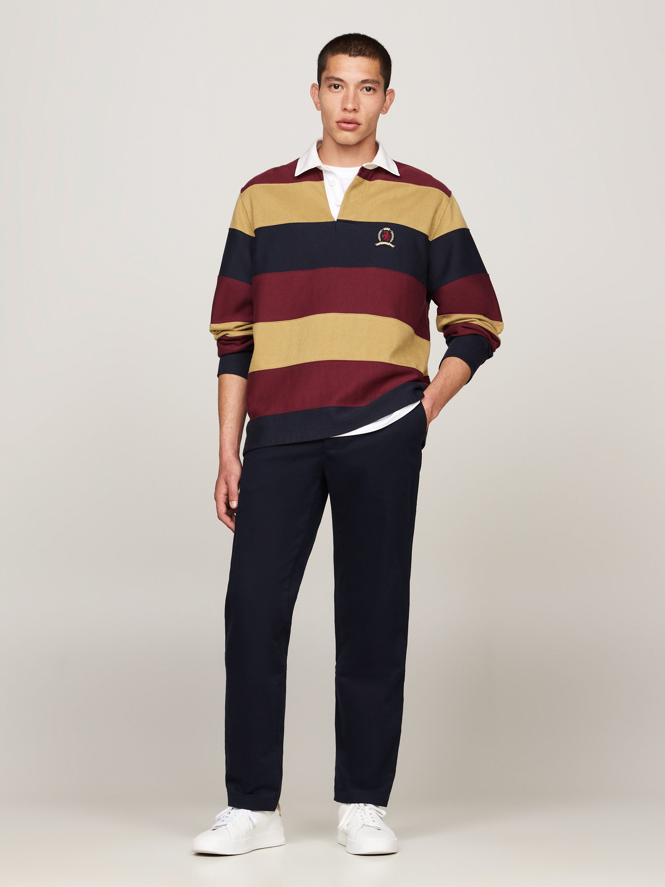 Tommy Hilfiger Chino DENTON CHINO SATIN met achterzakken met knoop logo-borduursel