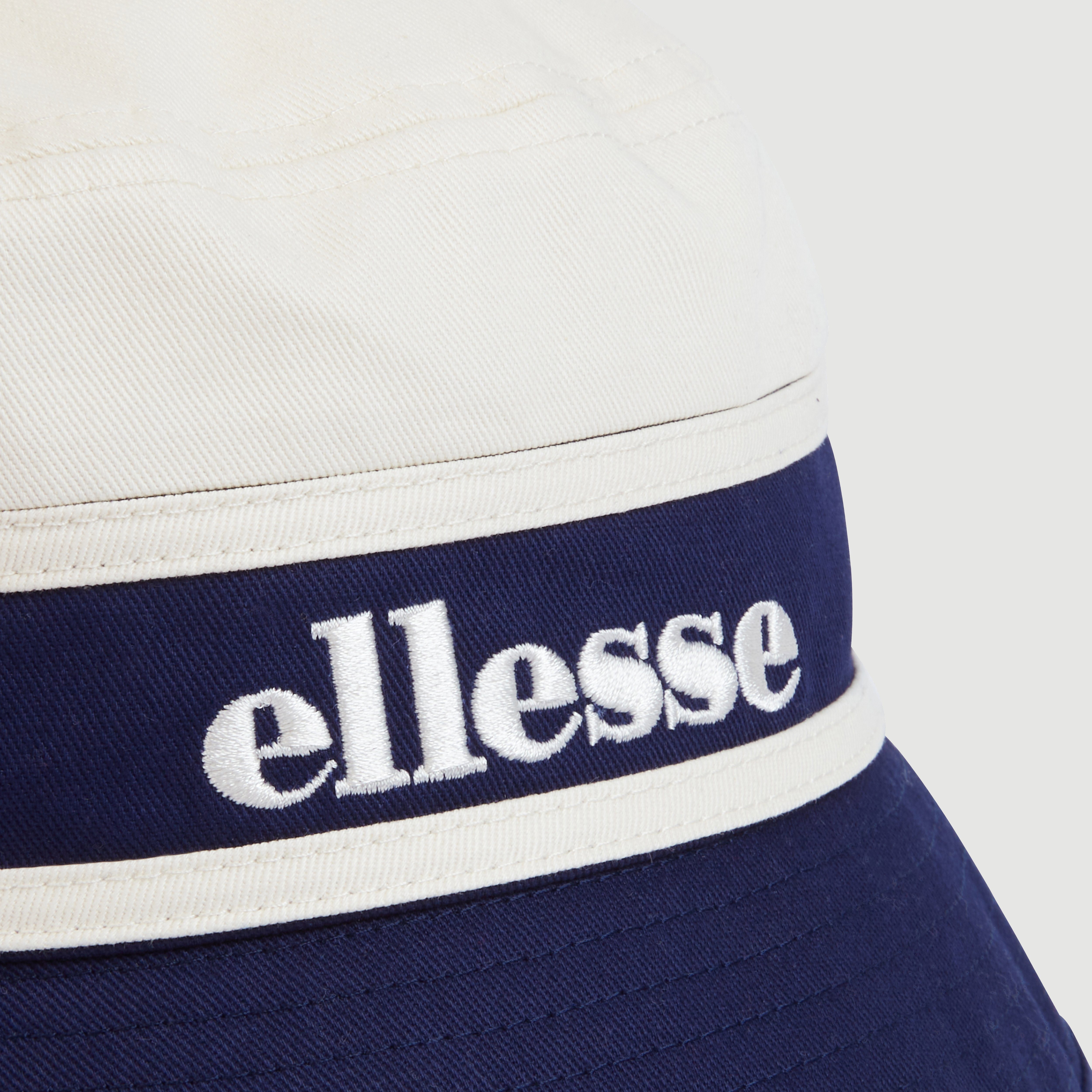 ellesse Vissershoed met geborduurd logo