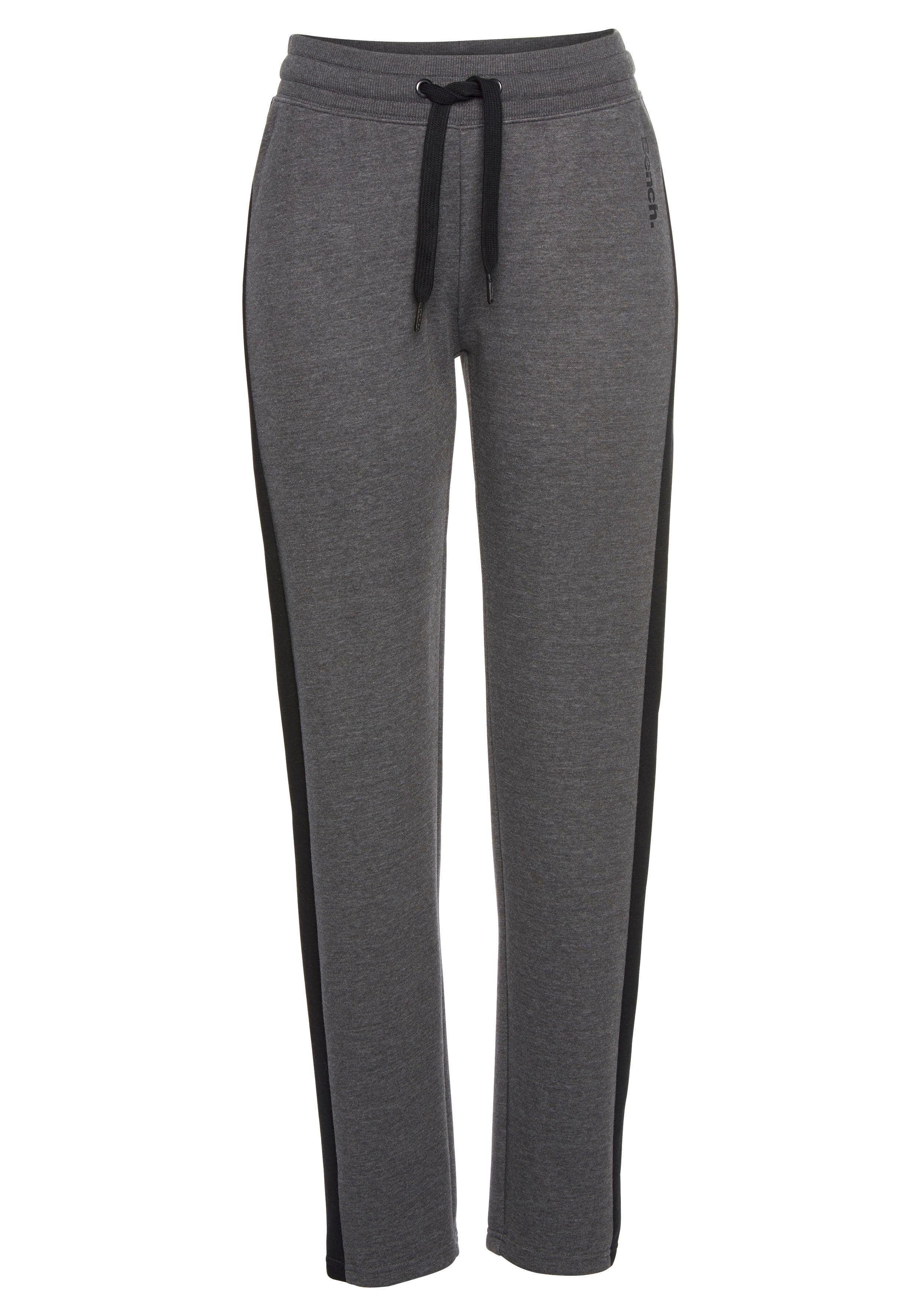 Bench. Loungewear Loungebroek met zijstrepen en rechte pijpen, loungepak