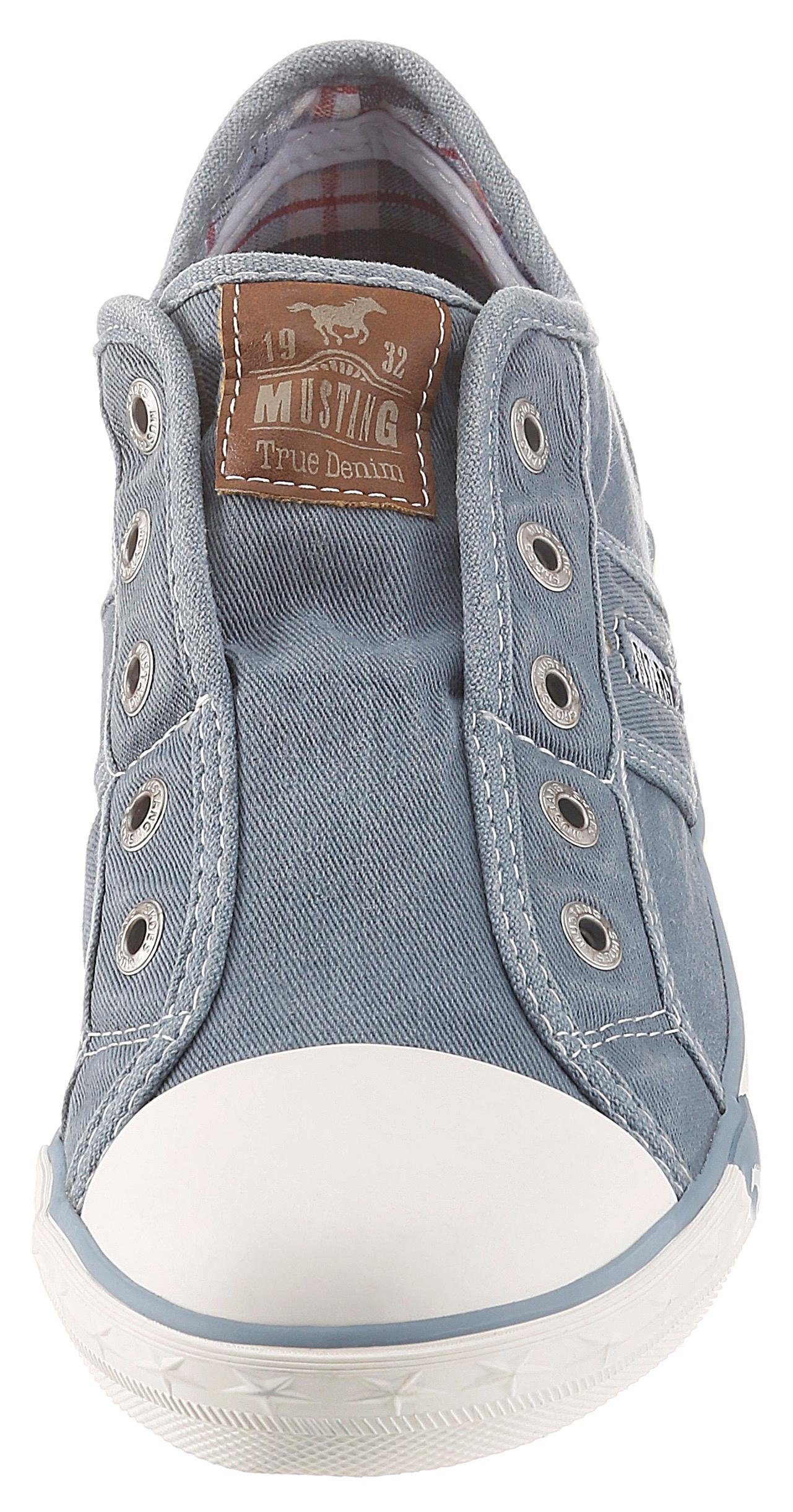 Mustang Shoes Slip-on sneakers Slippers, zomerschoenen, vrijetijdsschoenen met praktische elastische band