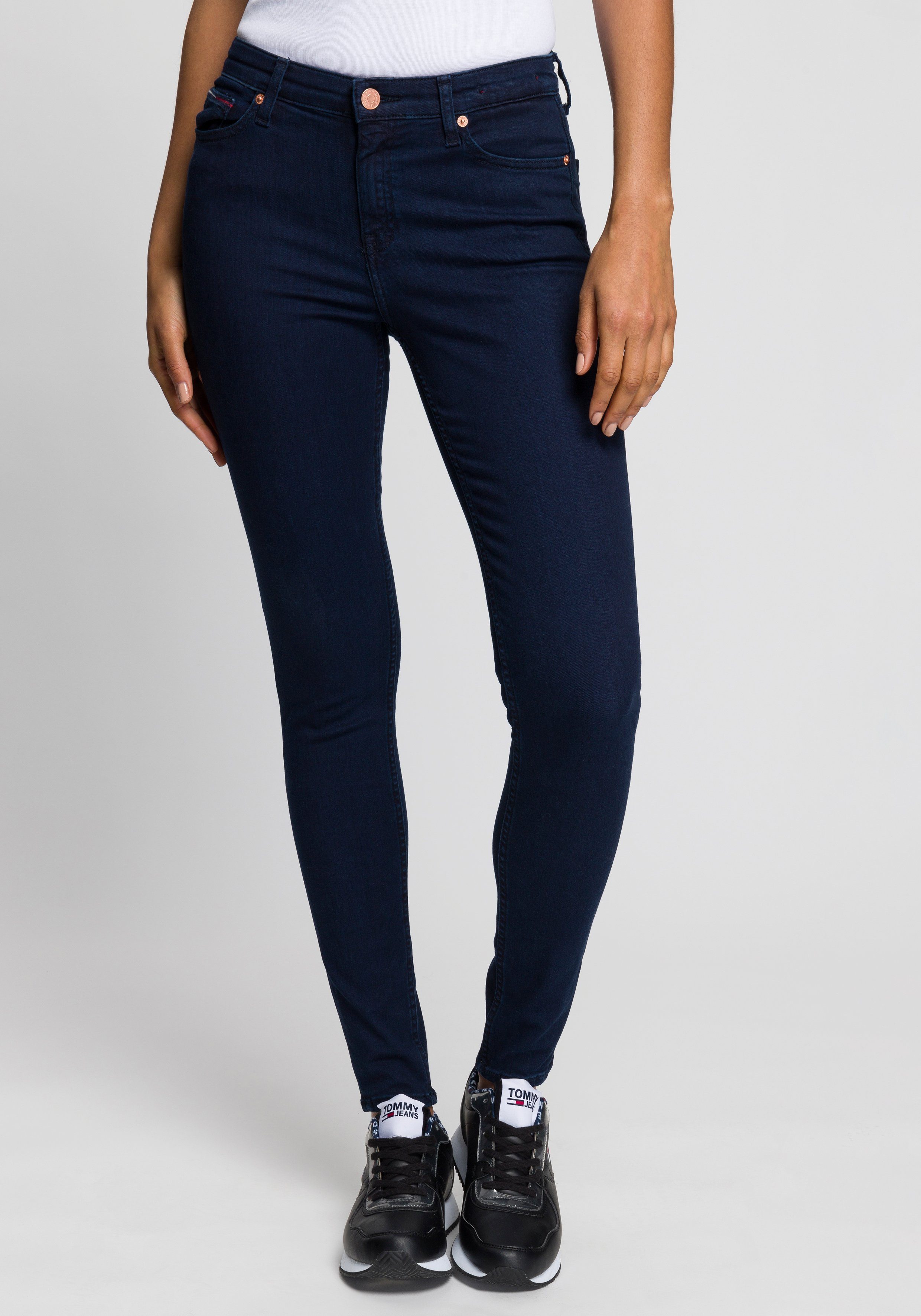 TOMMY JEANS Skinny fit jeans Nora Mid Rise Skinny Fit met tommy jeans-logobadge & borduursels