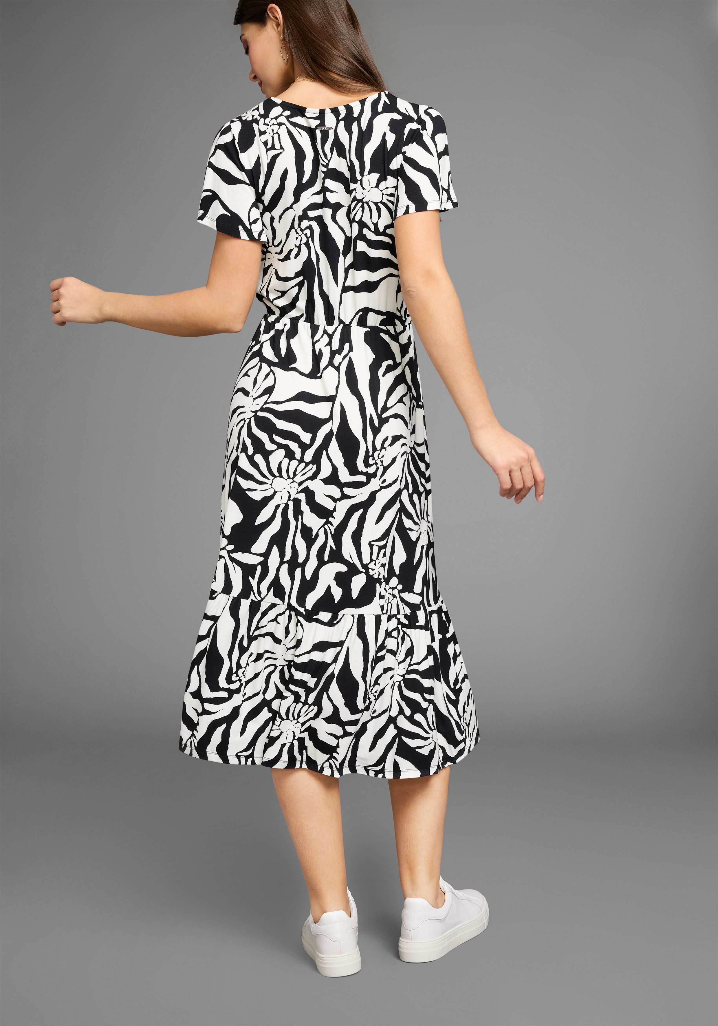 Laura Scott Midi-jurk in opvallend zebra-look met vleugel mouwen - nieuwe collectie