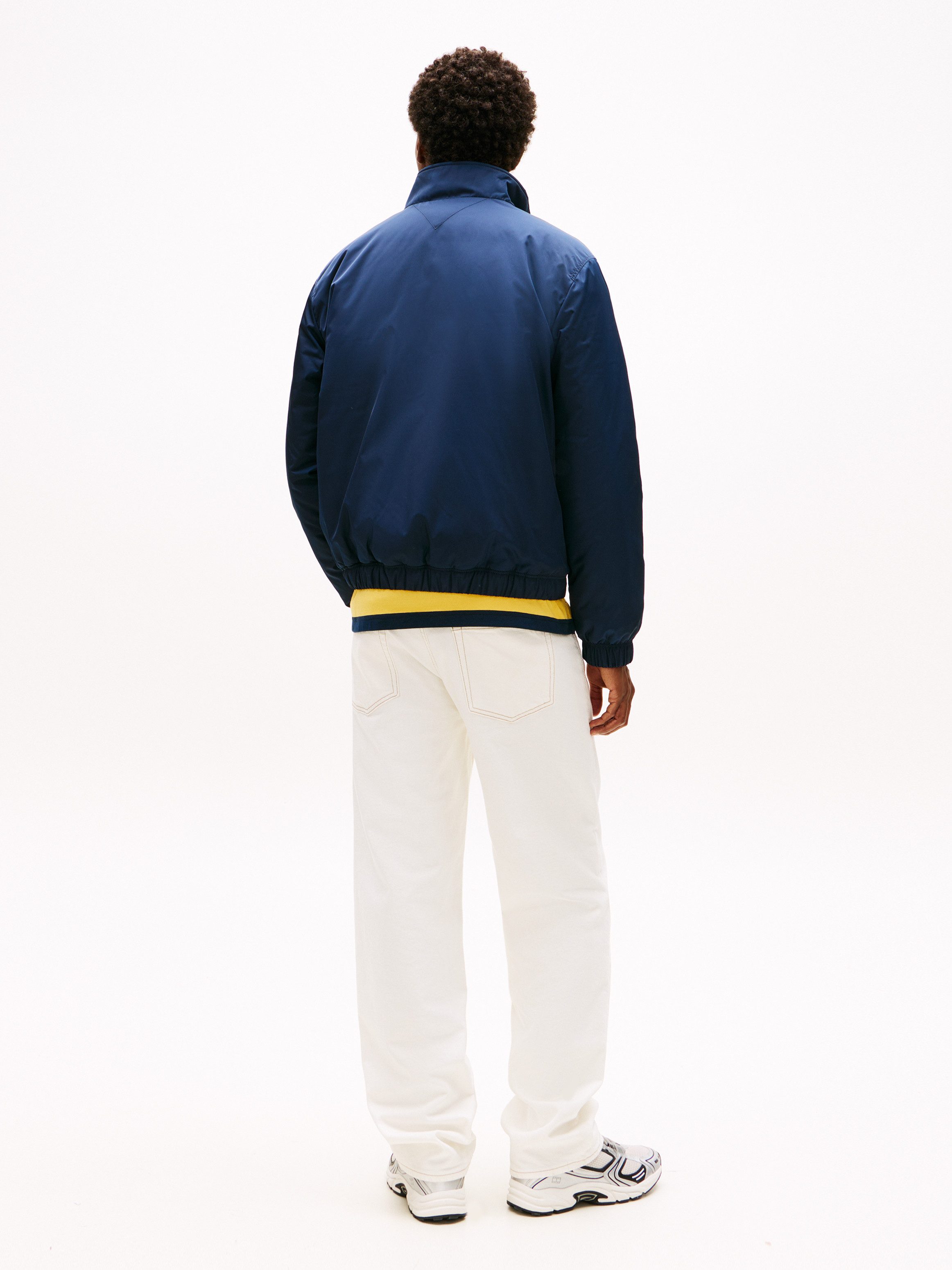 TOMMY JEANS Blouson TJM ESSENTIAL PADDED JACKET EXT Vrijetijdsjas, overgangsjas glanzend, stretch manchetten, opstaande kraag